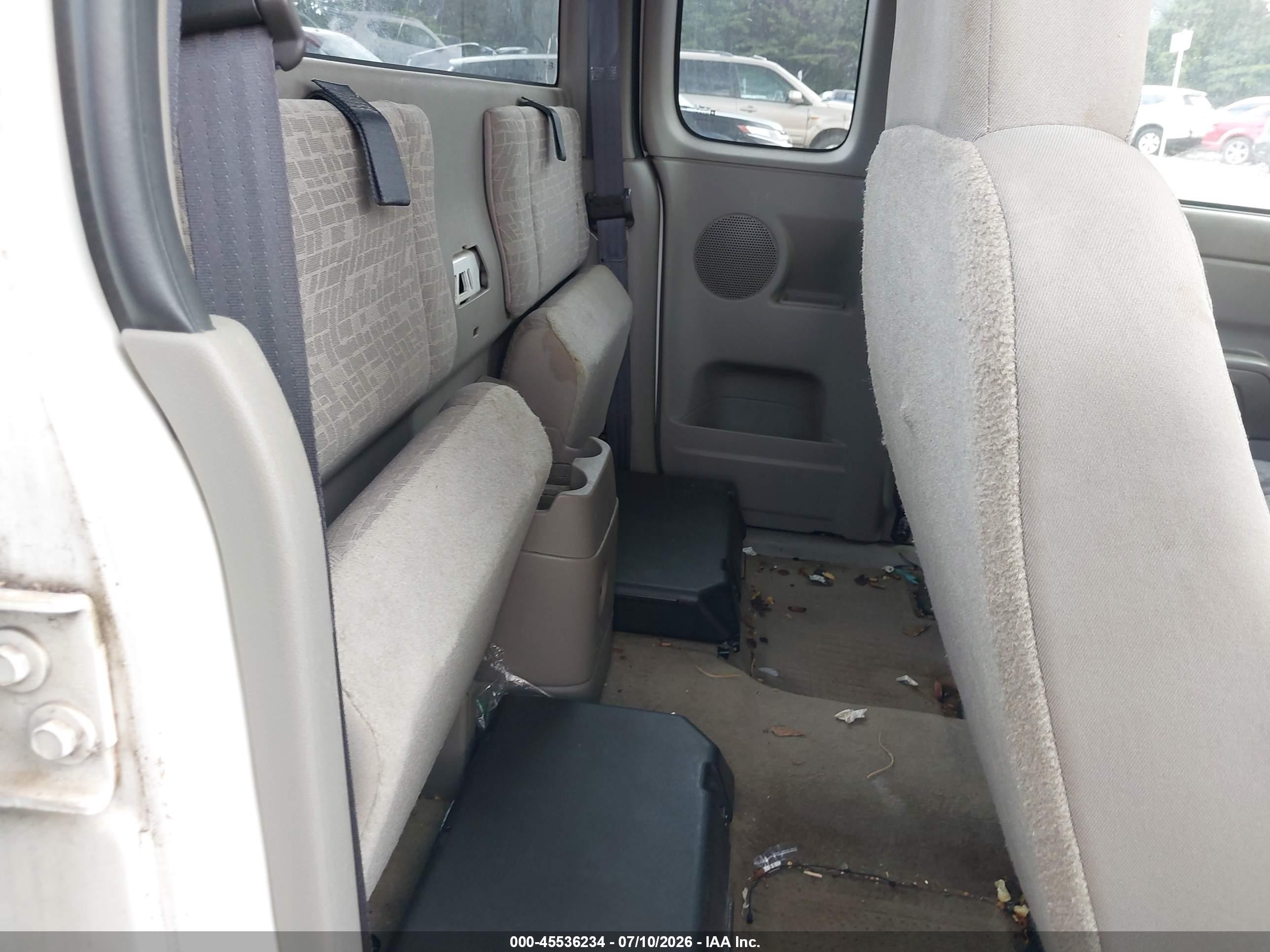 2005 Gmc Canyon Sl White vin: 1GTDS196658172485