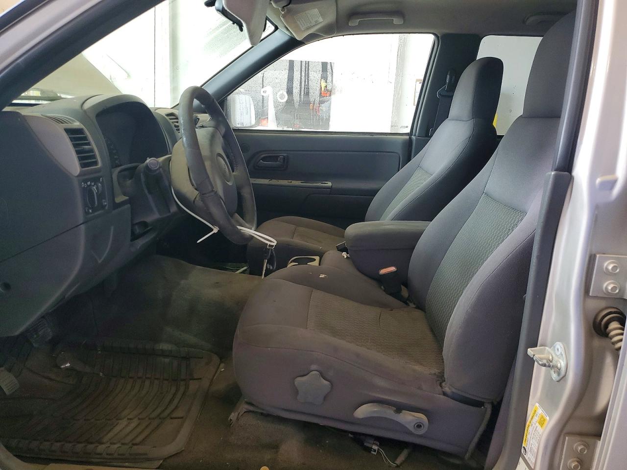 2006 Gmc Canyon Silver vin: 1GTDT136068158346
