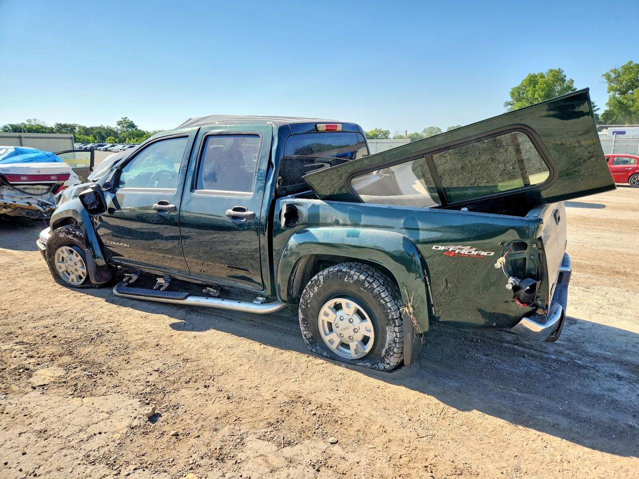 2005 Gmc Canyon Green vin: 1GTDT136158239385
