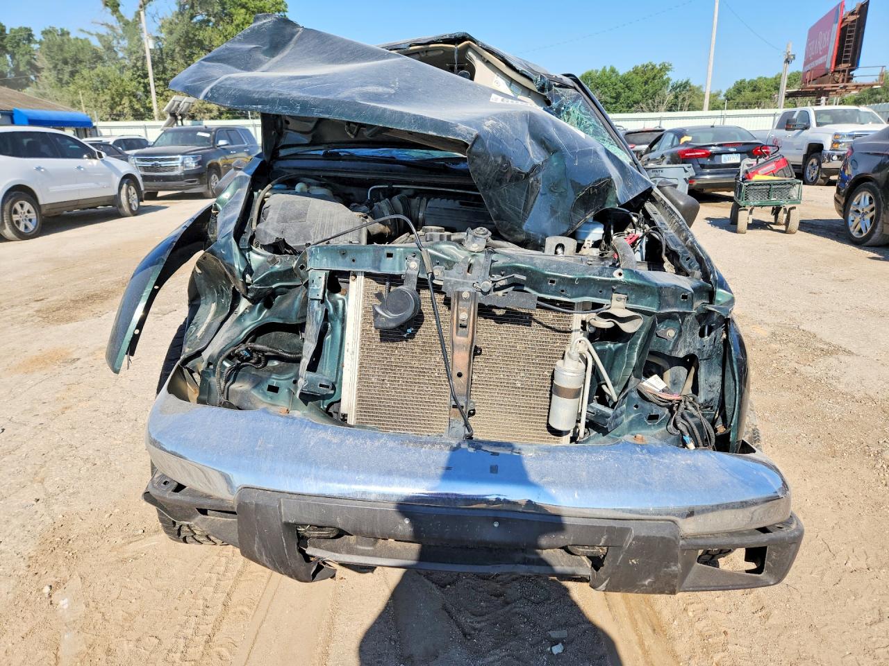 2005 Gmc Canyon Green vin: 1GTDT136158239385