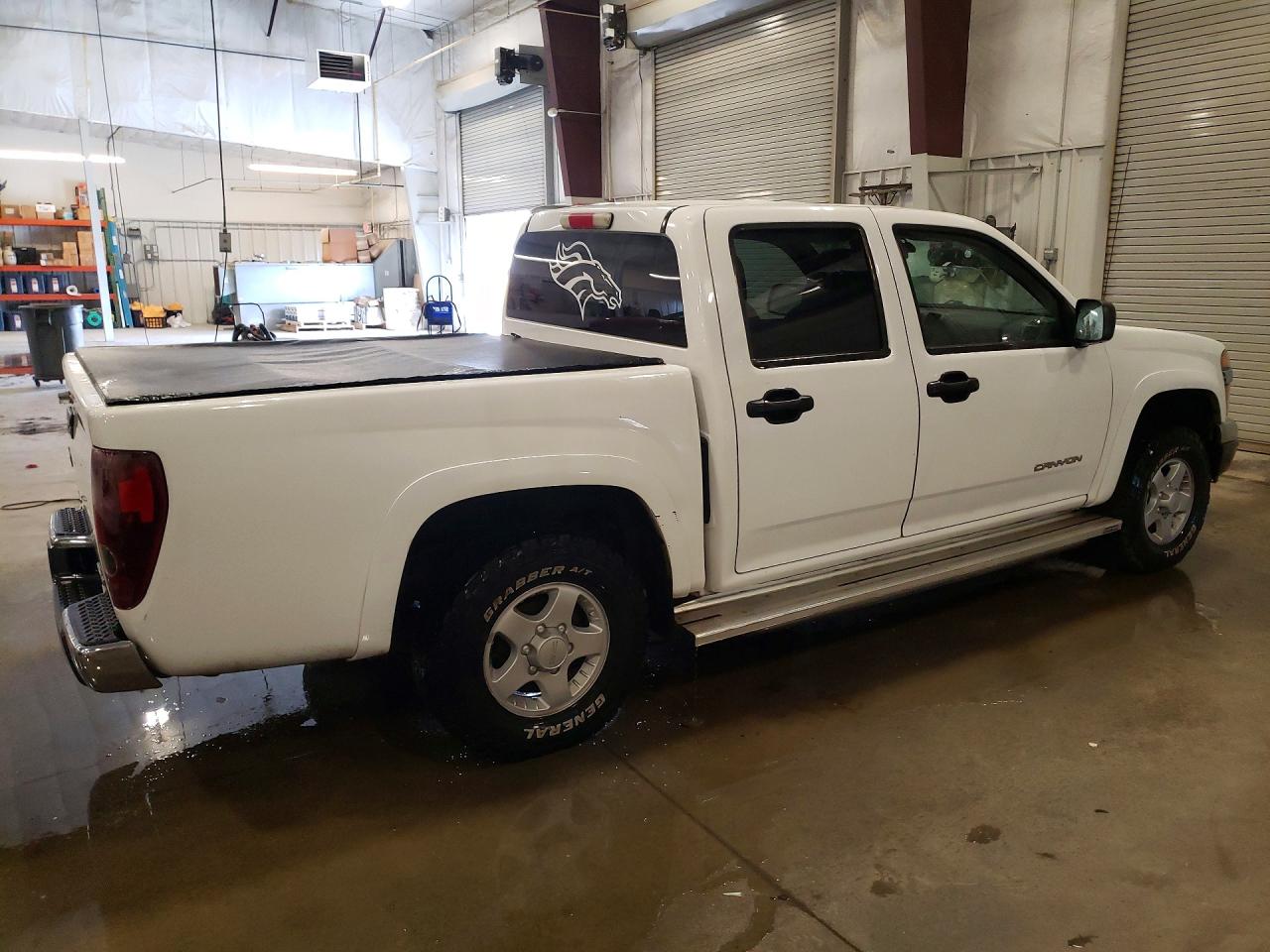 2005 Gmc Canyon White vin: 1GTDT136458233029