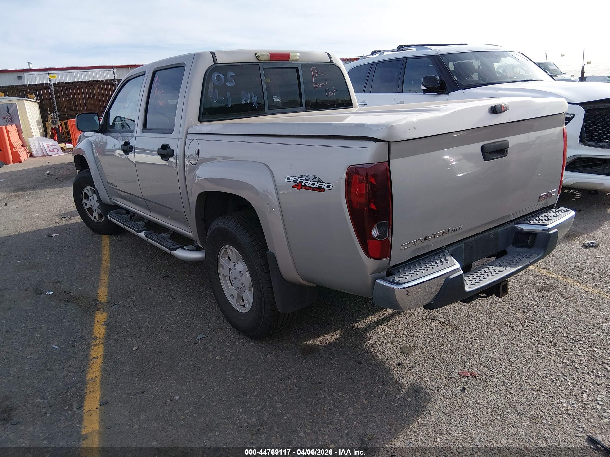 2005 Gmc Canyon Sle Beige vin: 1GTDT136458250381