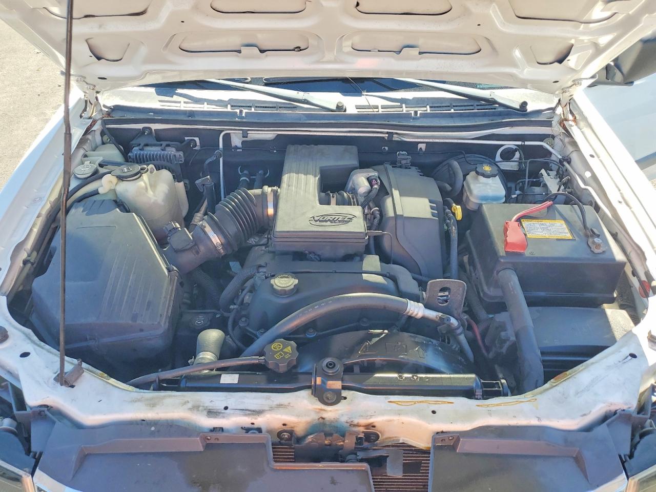 2004 Gmc Canyon Белый vin: 1GTDT136648130984