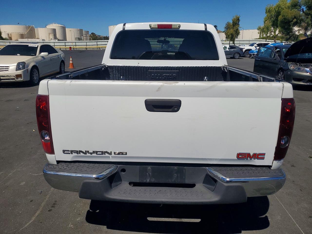 2004 Gmc Canyon Белый vin: 1GTDT136648130984