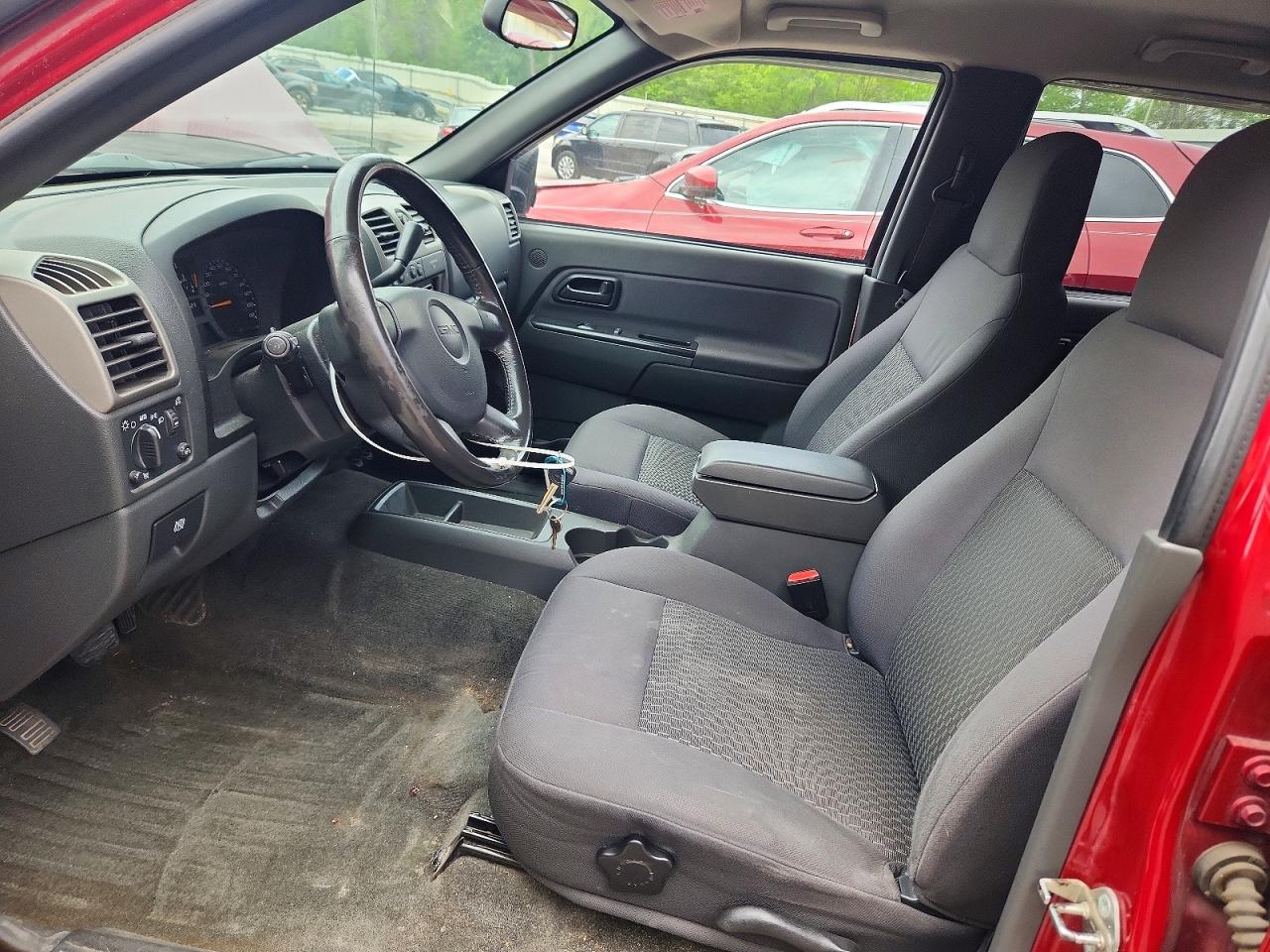 2006 Gmc Canyon Бордовый vin: 1GTDT136868220415