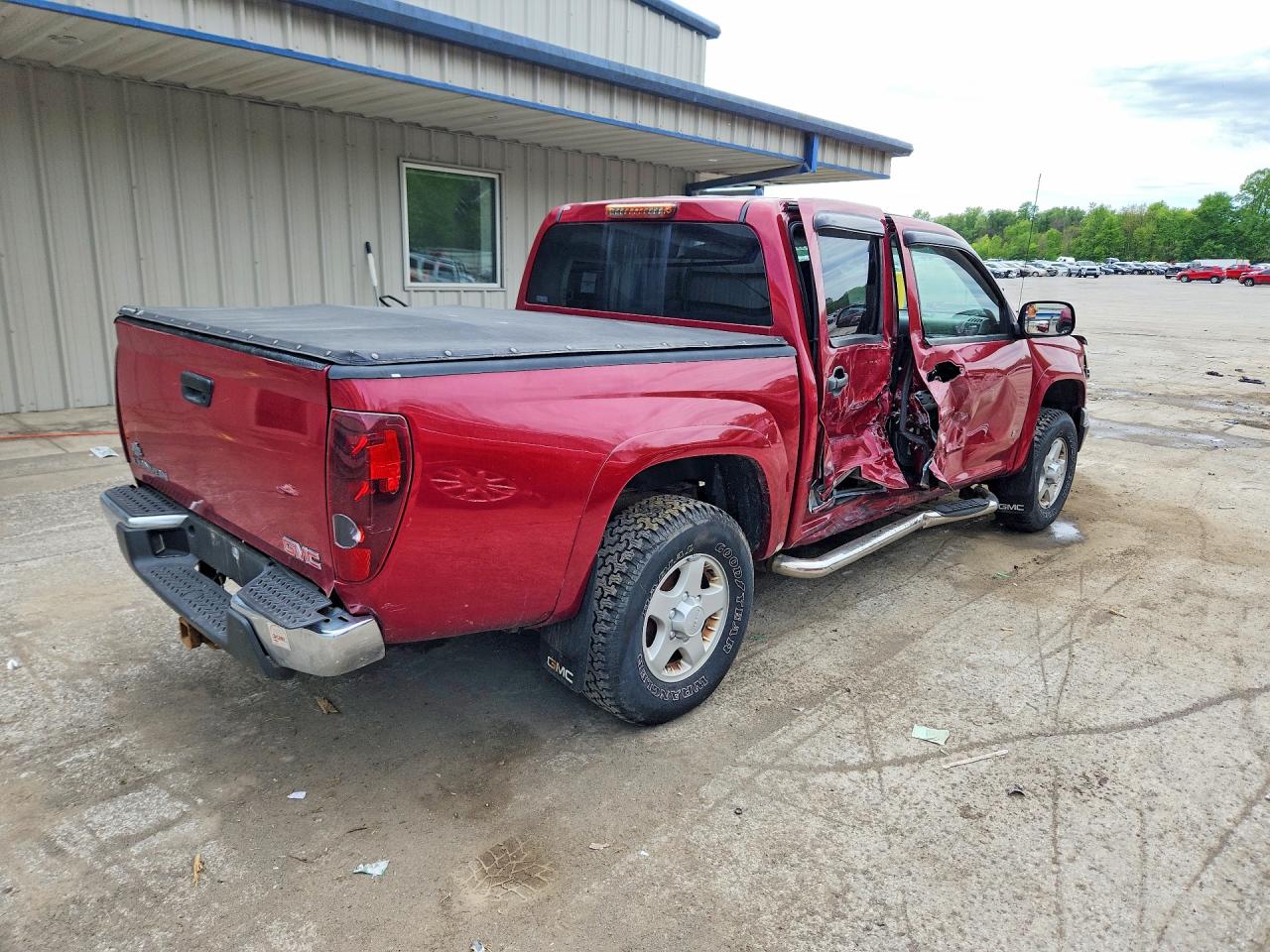 2006 Gmc Canyon Бордовый vin: 1GTDT136868220415