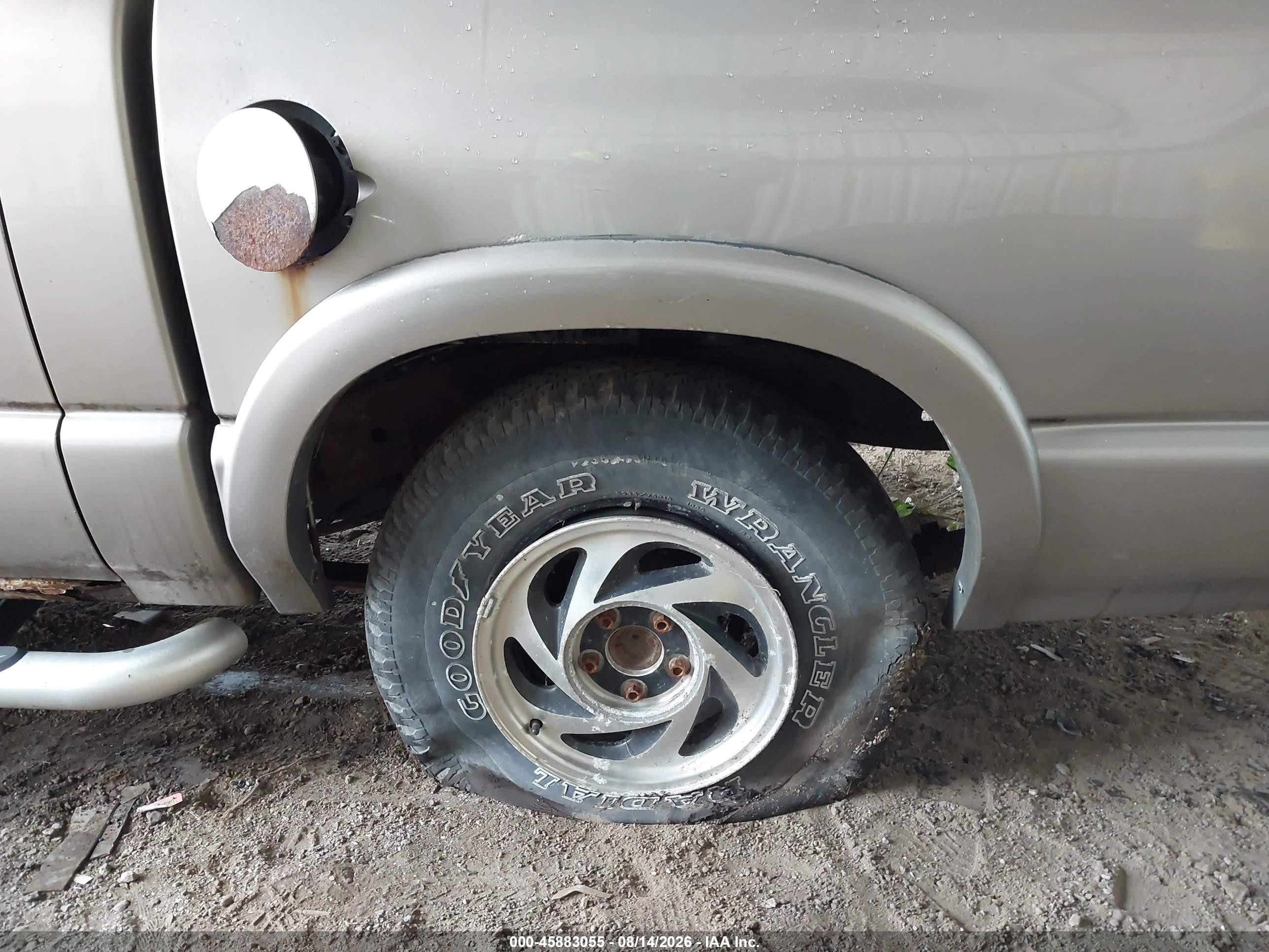 2002 Gmc Sonoma Sls Бежевый vin: 1GTDT13W22K226904