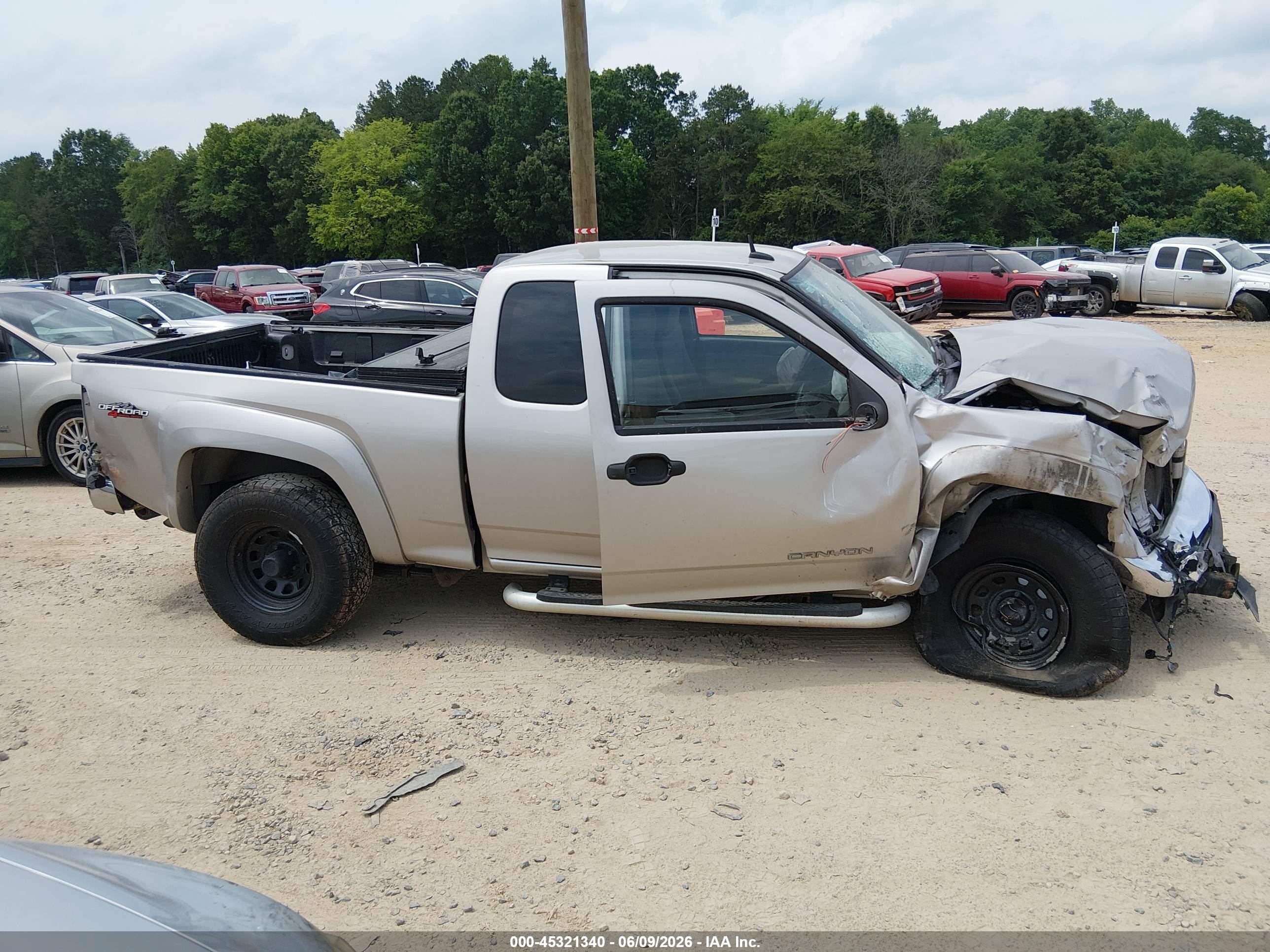 2005 Gmc Canyon Sle Tan vin: 1GTDT196158273513