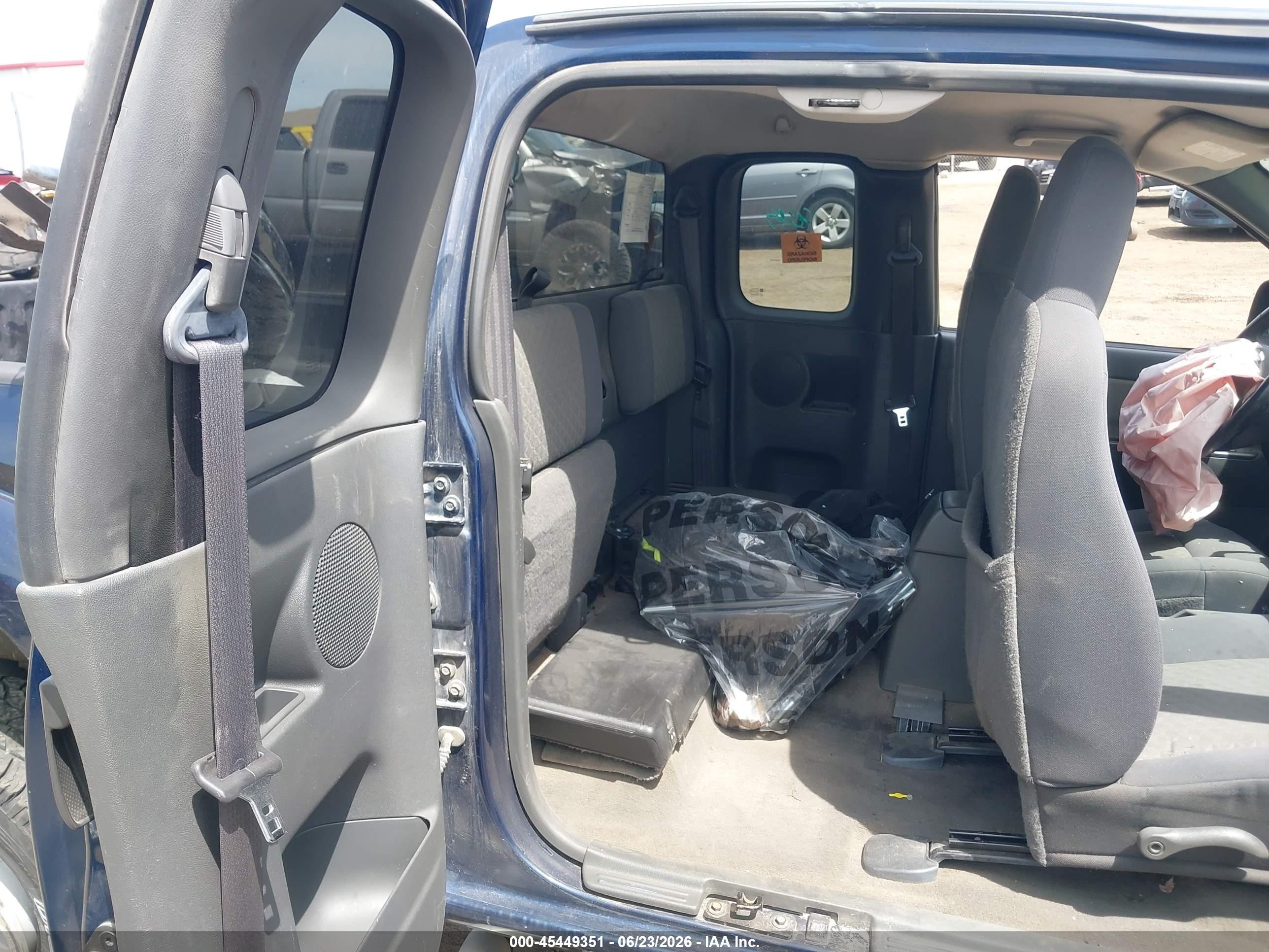 2004 Gmc Canyon Sle Синий vin: 1GTDT196348204062