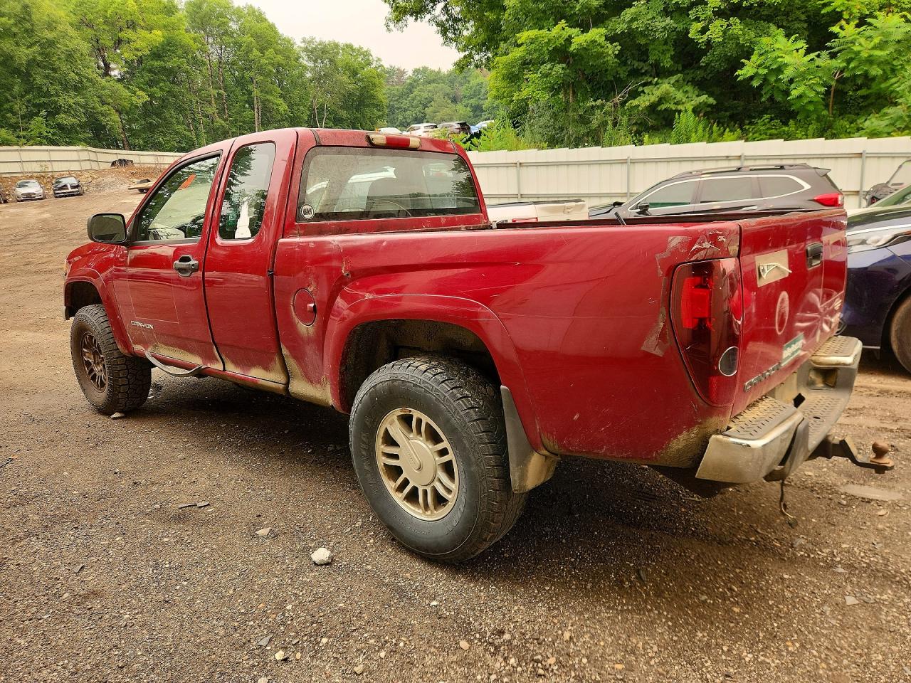 2005 Gmc Canyon Red vin: 1GTDT196858133863