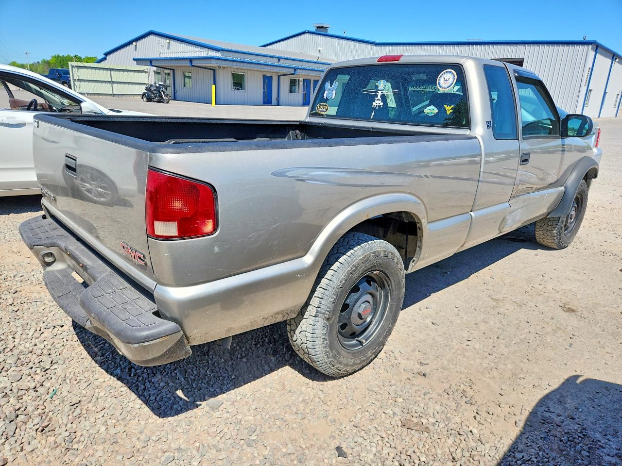 2002 Gmc Sonoma Серебряный vin: 1GTDT19W828110935