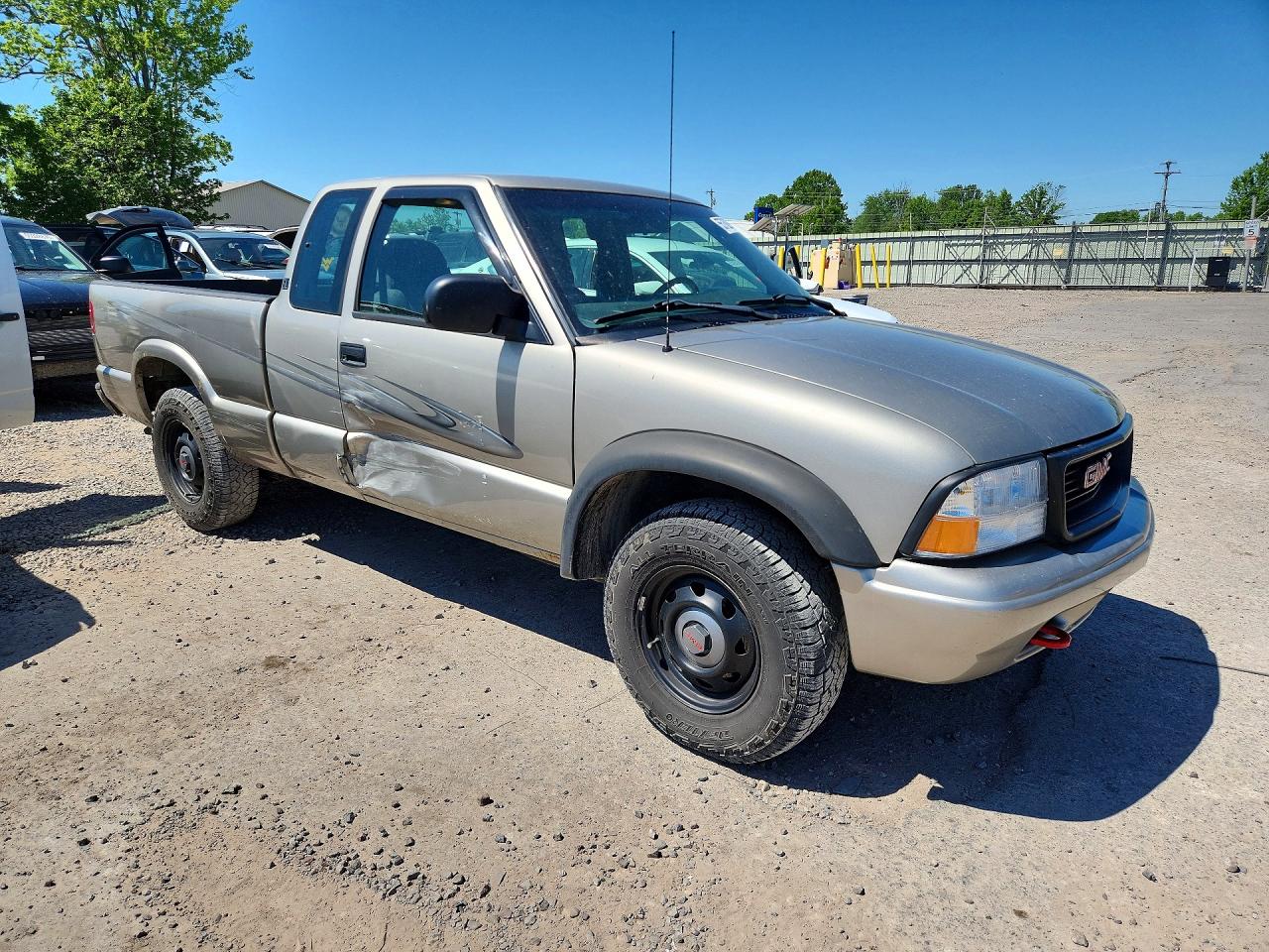 2002 Gmc Sonoma Серебряный vin: 1GTDT19W828110935