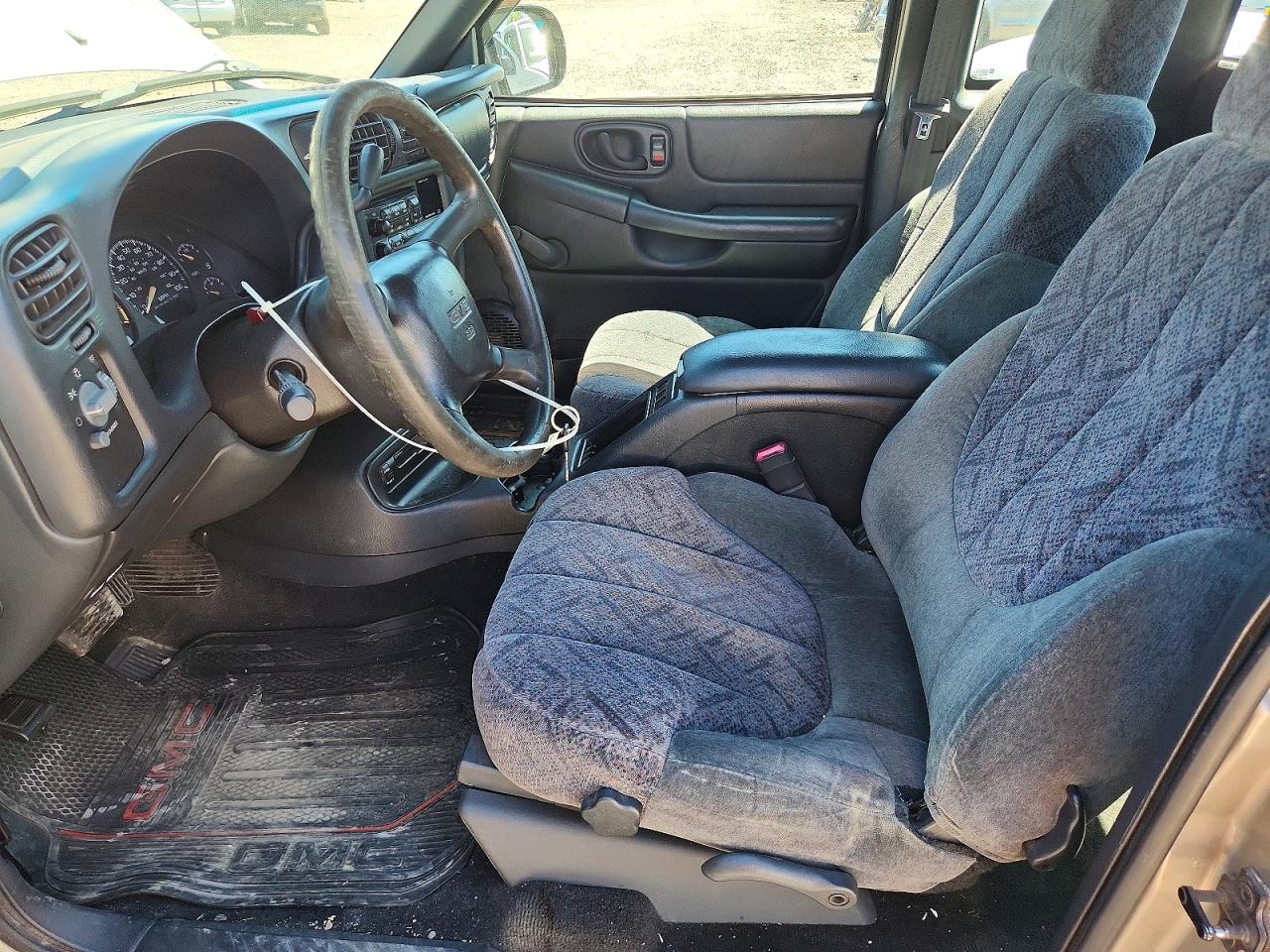 2002 Gmc Sonoma Серебряный vin: 1GTDT19W828110935