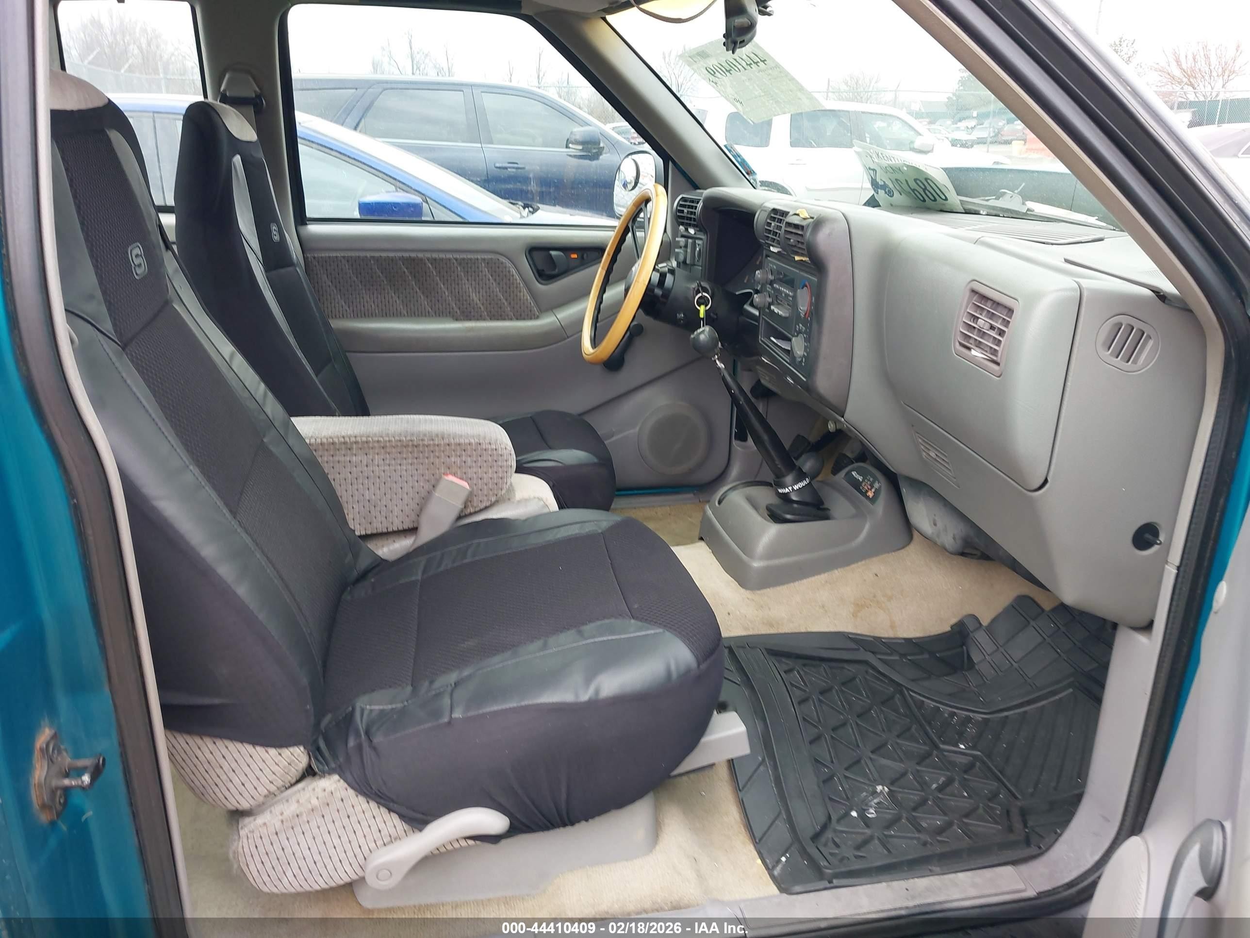 1994 Gmc Sonoma   Зеленый vin: 1GTDT19Z9RK519789