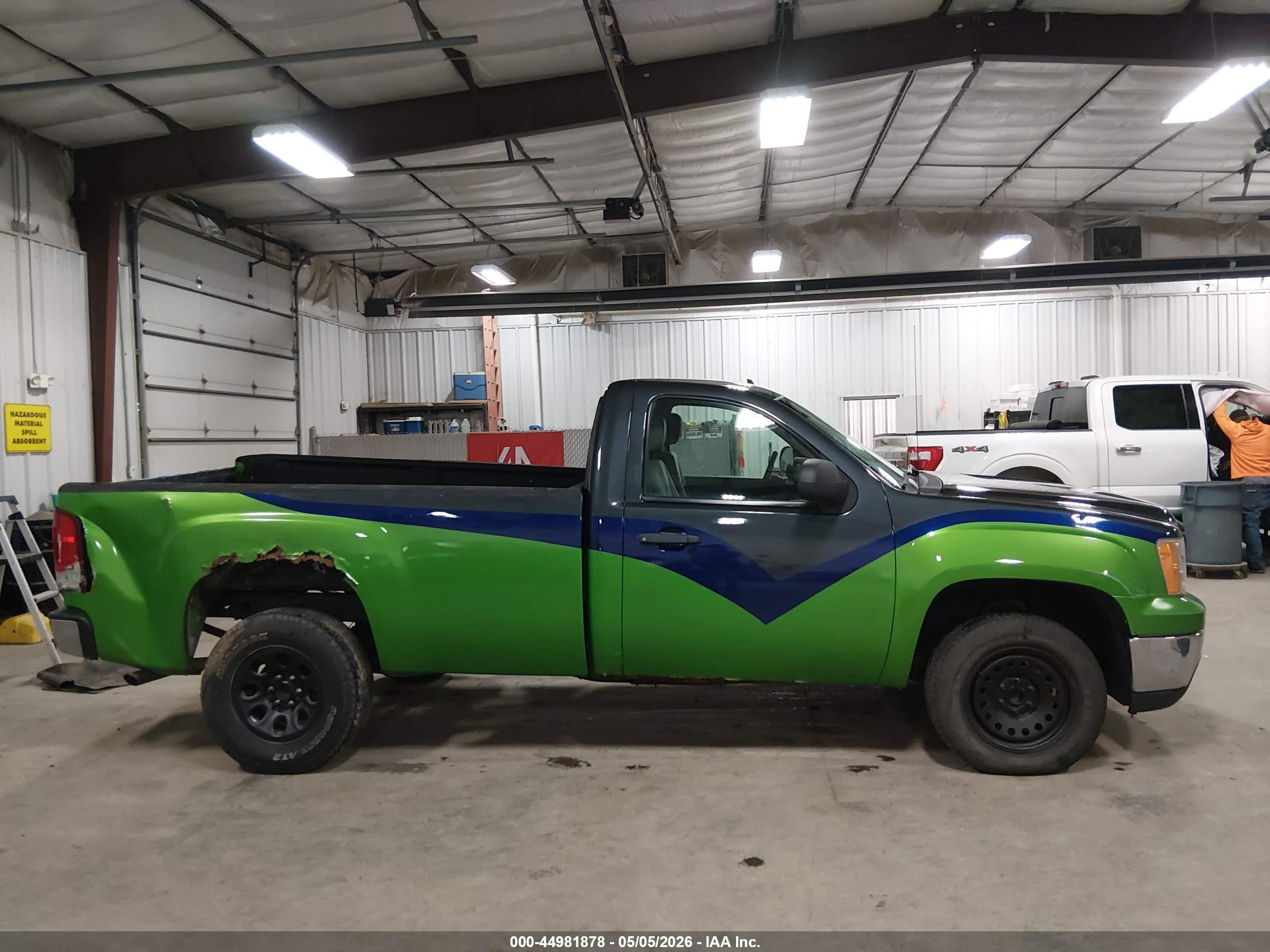 2009 Gmc Sierra 1500 Work Truck Green vin: 1GTEC14059Z148845