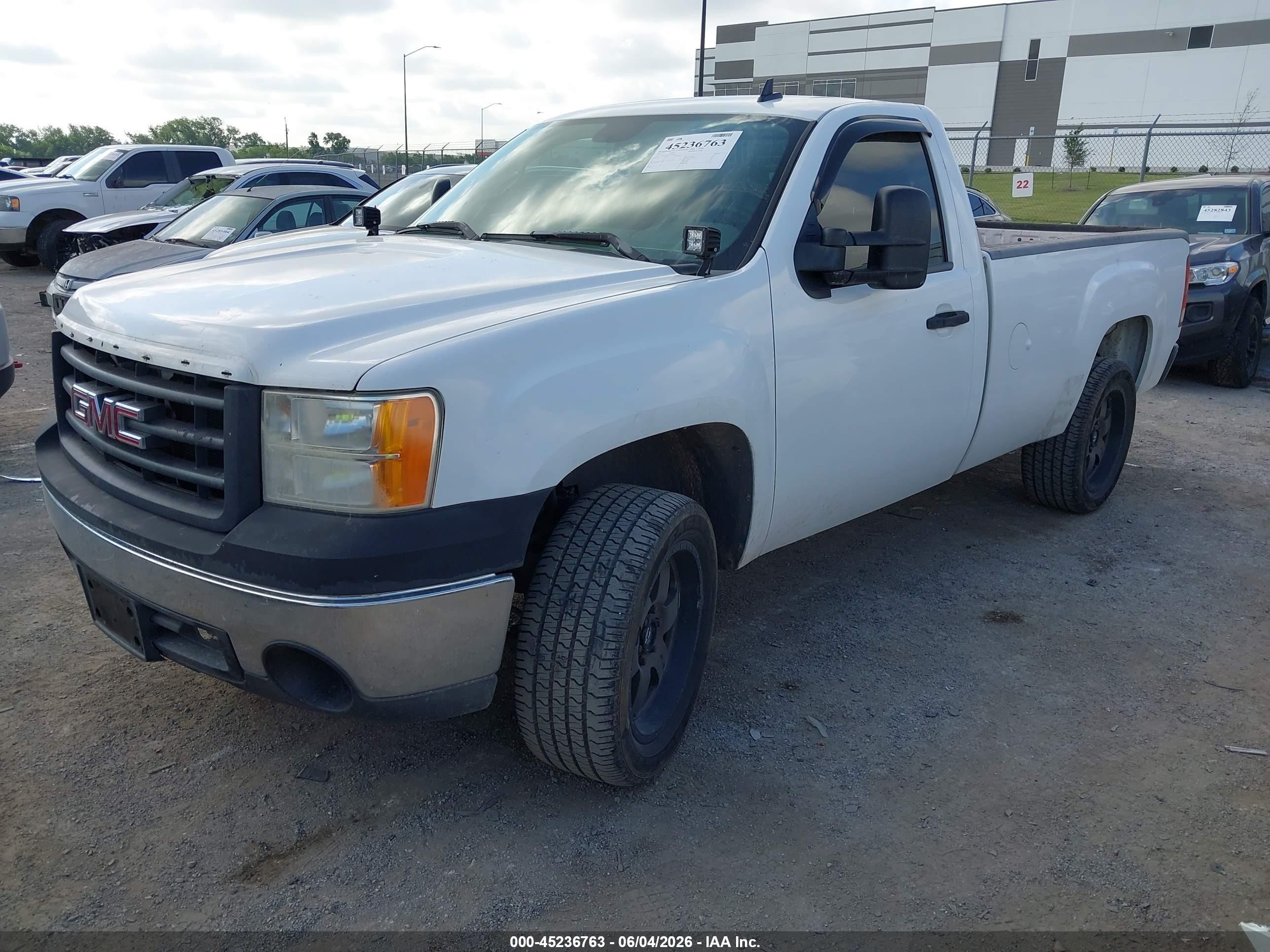 2007 Gmc Sierra 1500 Work Truck White vin: 1GTEC14C07Z527078