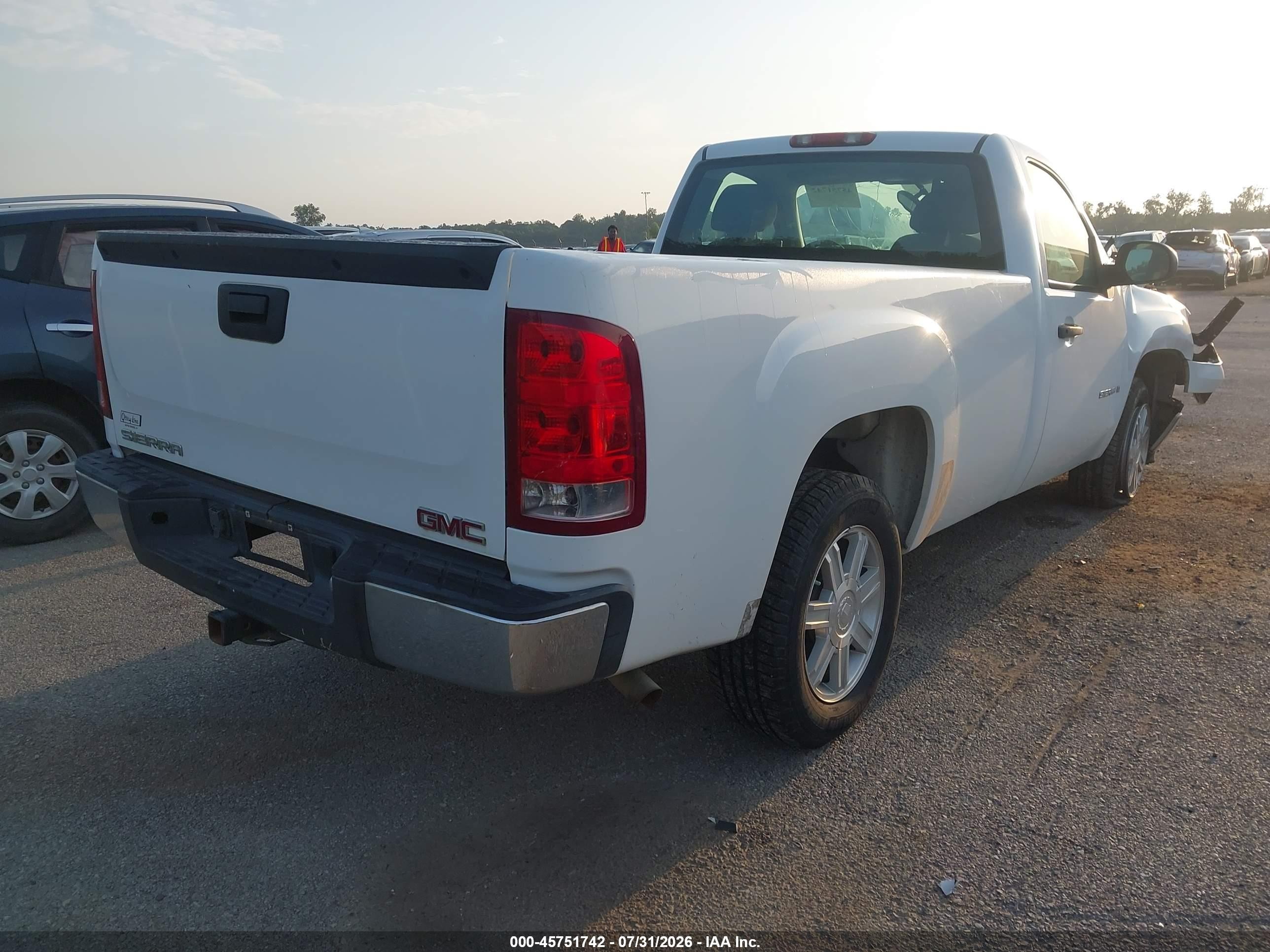 2007 Gmc Sierra 1500 Work Truck White vin: 1GTEC14C07Z534208