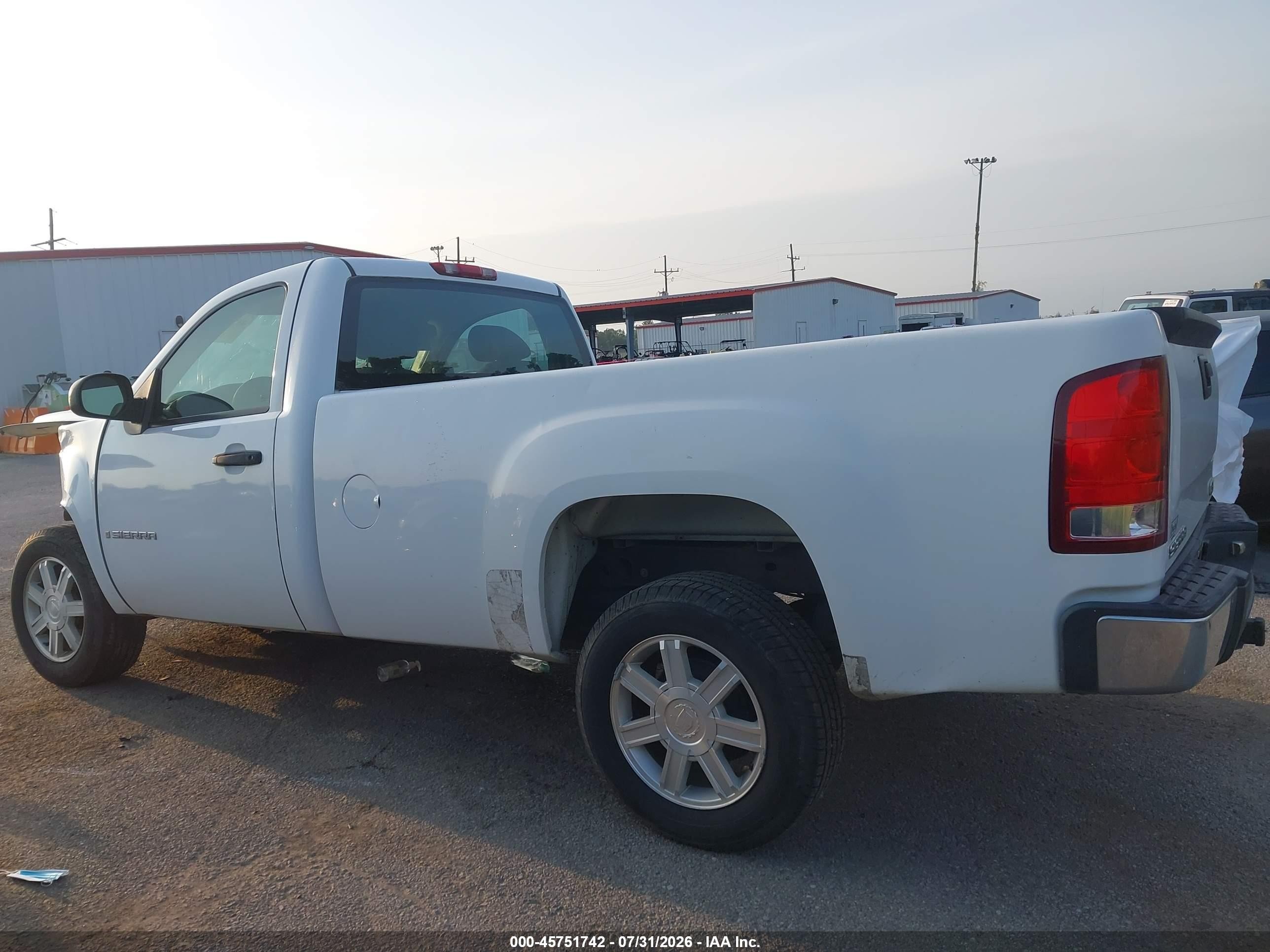 2007 Gmc Sierra 1500 Work Truck White vin: 1GTEC14C07Z534208