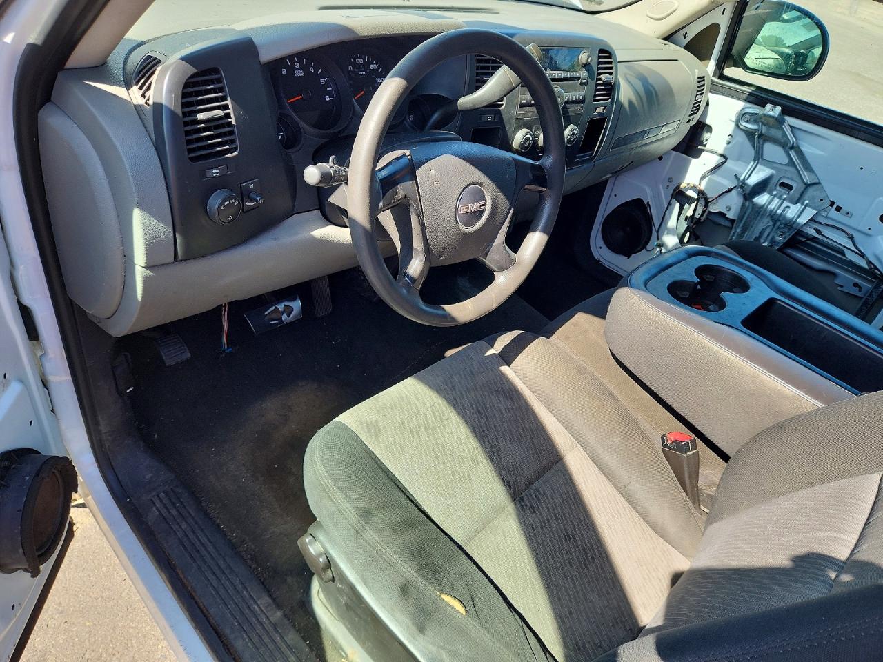 2008 Gmc Sierra C1500 White vin: 1GTEC14C68Z167641