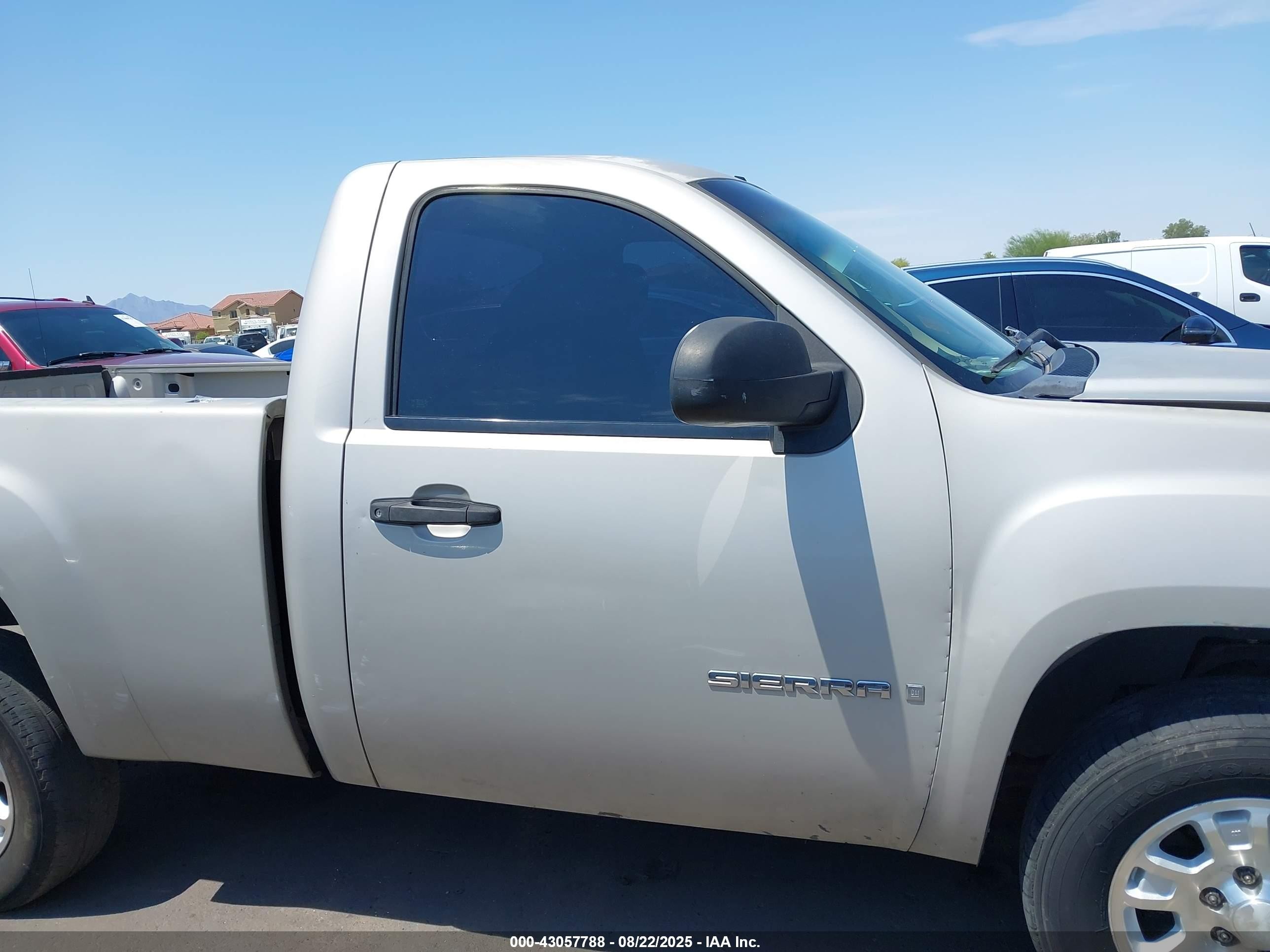 2007 Gmc Sierra 1500 Work Truck Beige vin: 1GTEC14C77Z570817