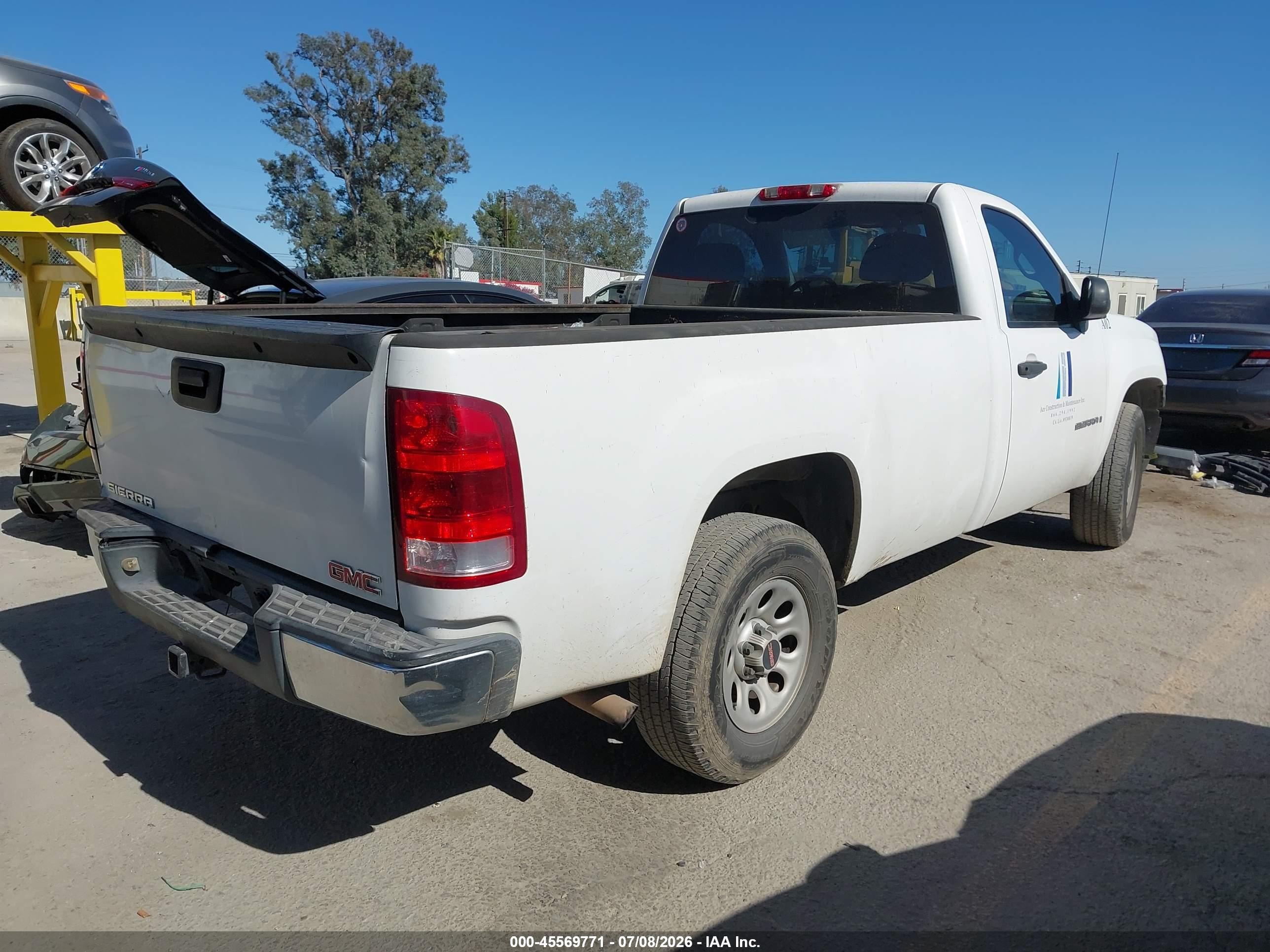 2007 Gmc Sierra 1500 Work Truck White vin: 1GTEC14C77Z586211