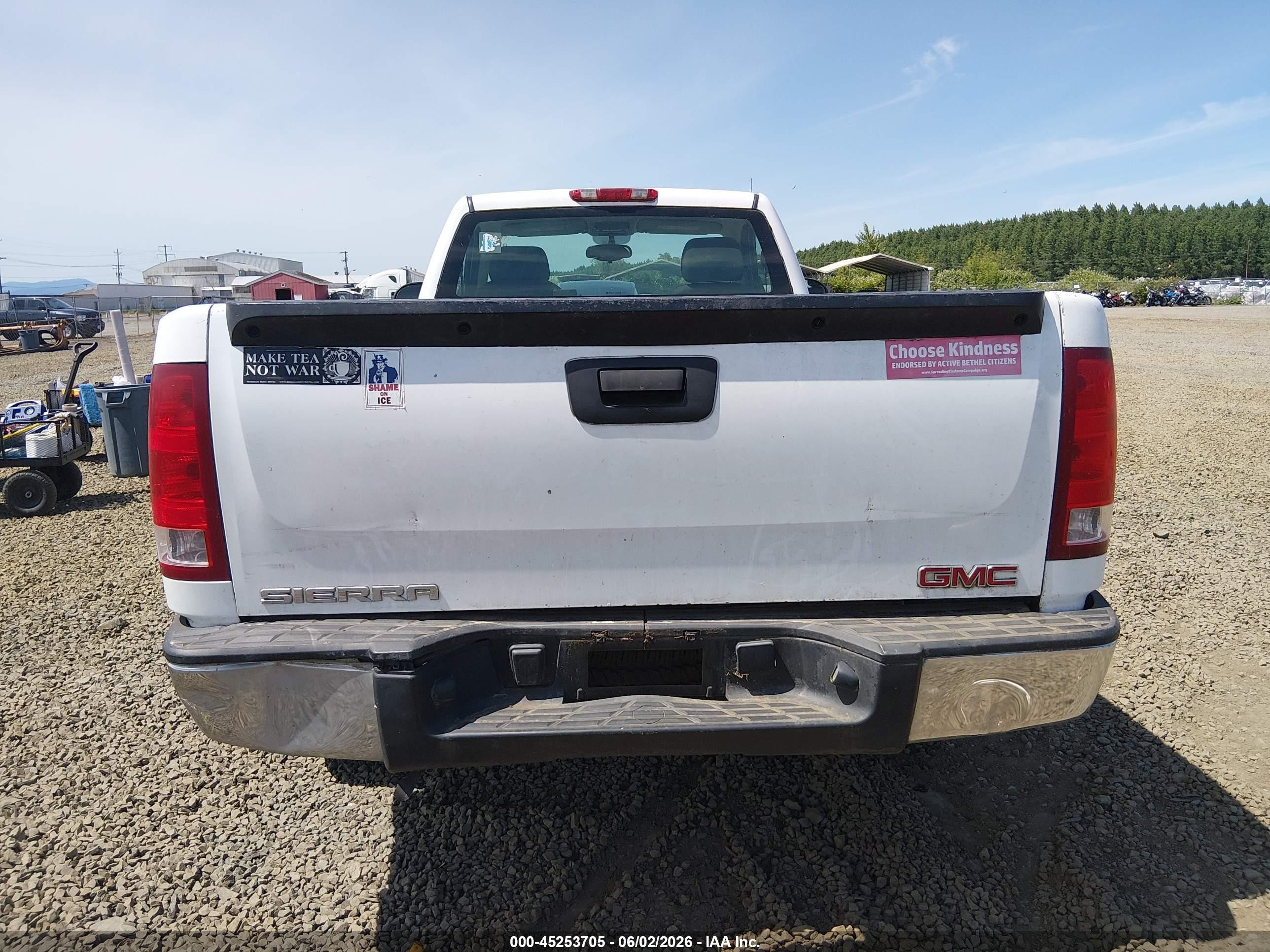 2007 Gmc Sierra 1500 Work Truck Белый vin: 1GTEC14C87Z532691