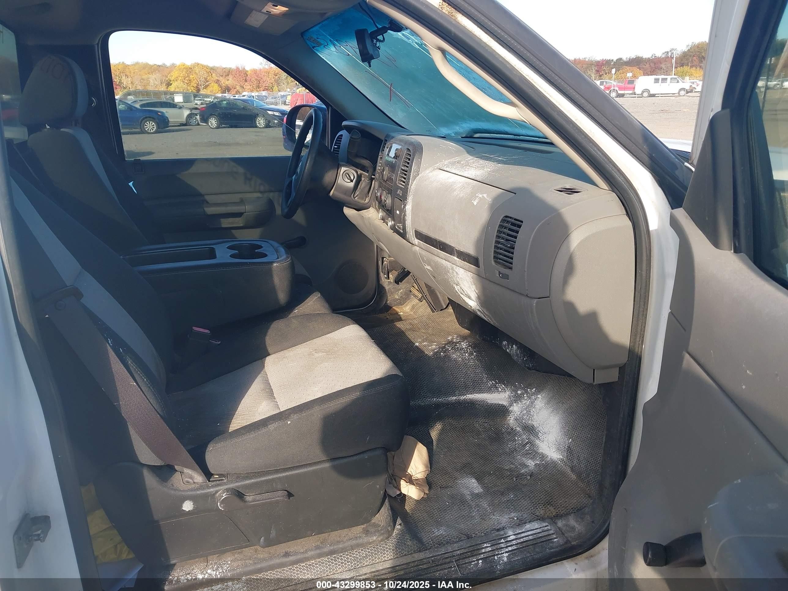 2007 Gmc Sierra 1500 Work Truck White vin: 1GTEC14CX7E594438