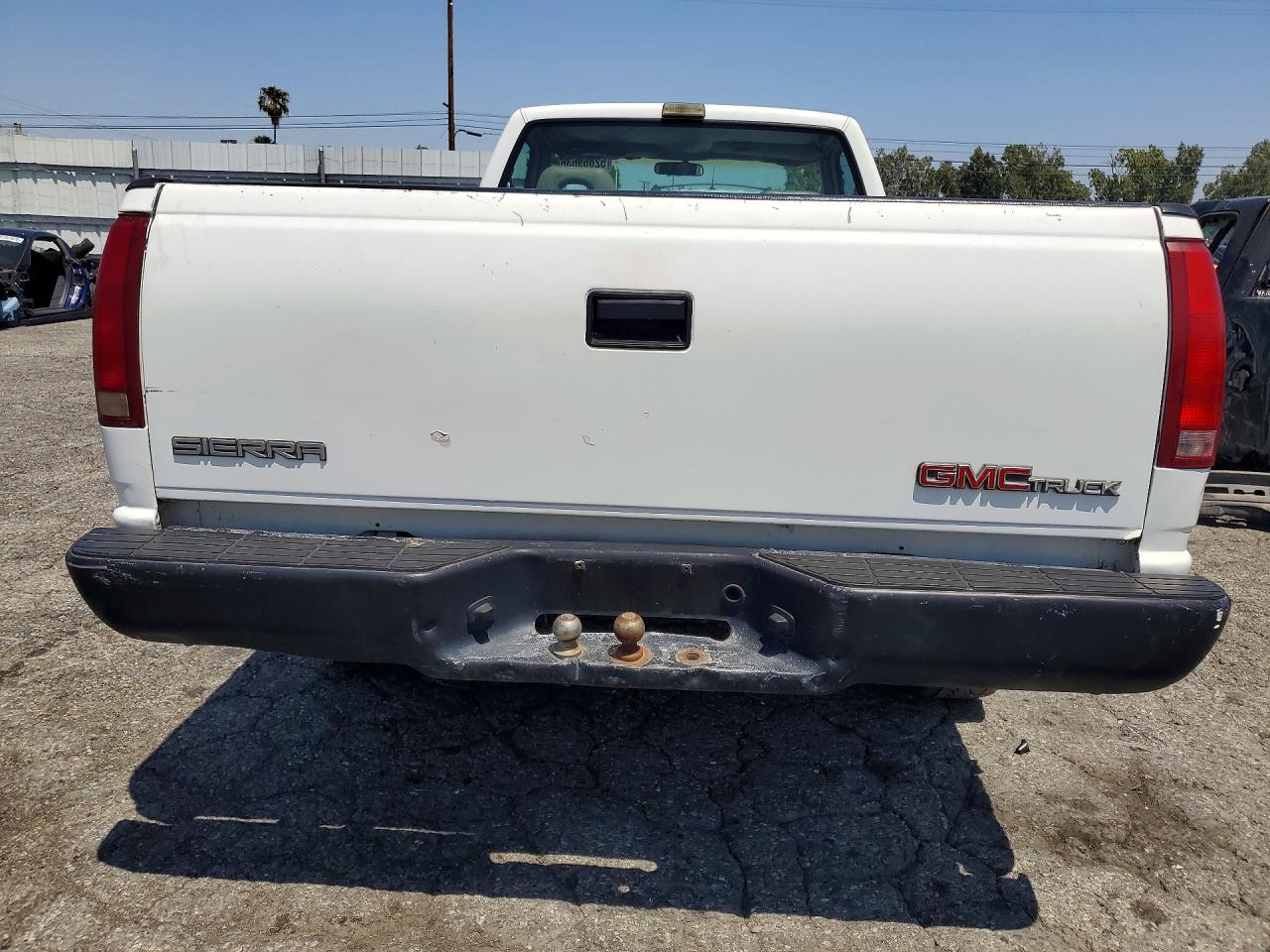 1993 Gmc Sierra C1500 White vin: 1GTEC14H1PZ524346