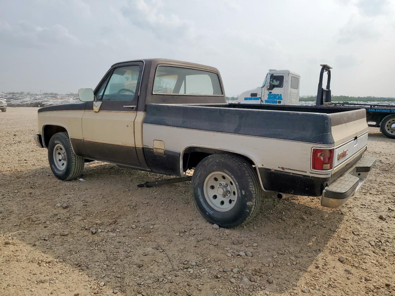 1985 Gmc C1500 Two Tone vin: 1GTEC14H2FS525545