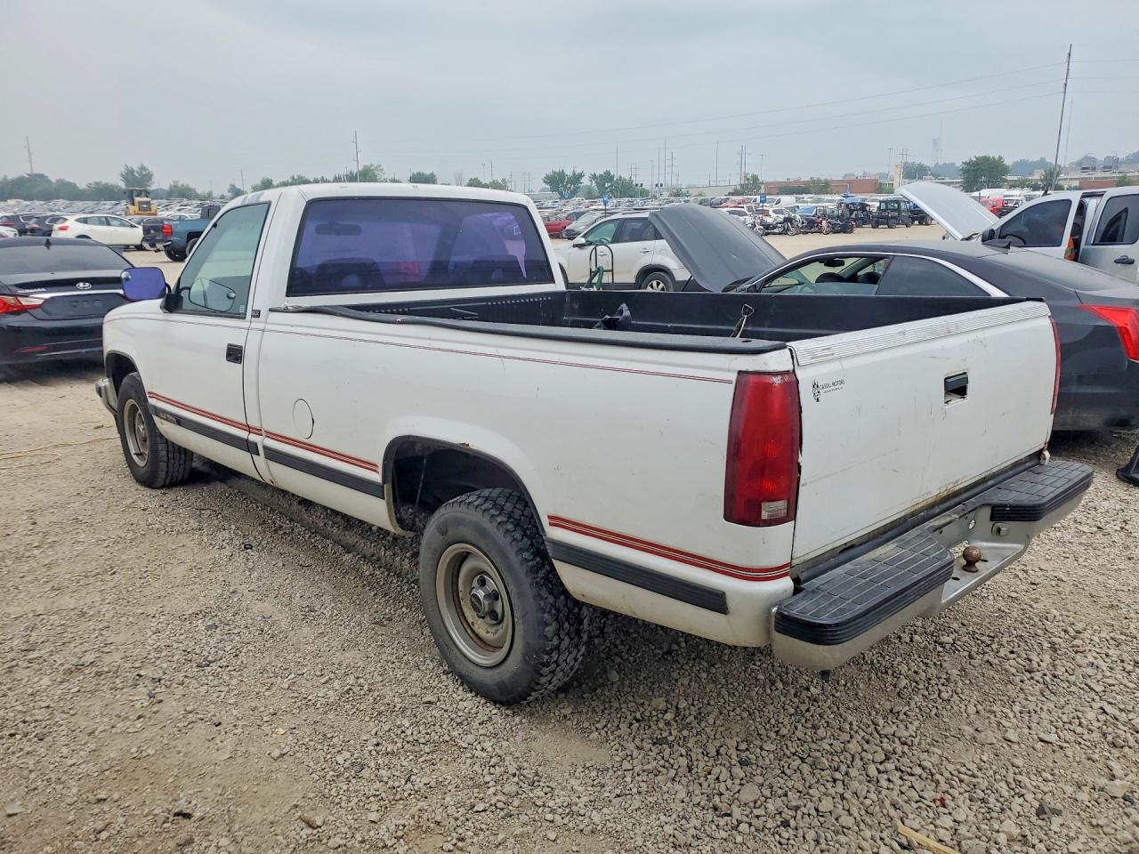 1992 Gmc Sierra C1500 White vin: 1GTEC14H2NE529513