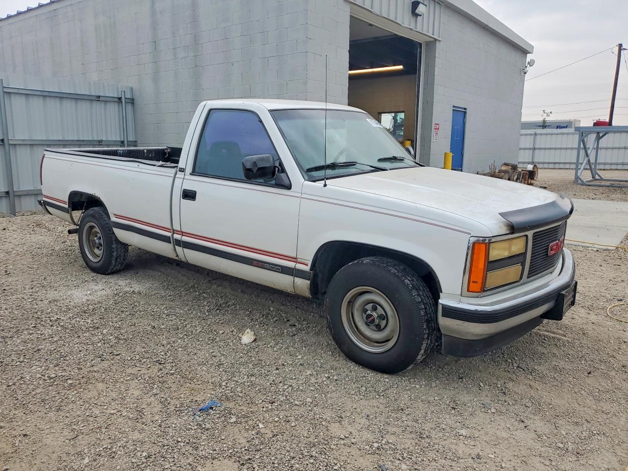 1992 Gmc Sierra C1500 White vin: 1GTEC14H2NE529513