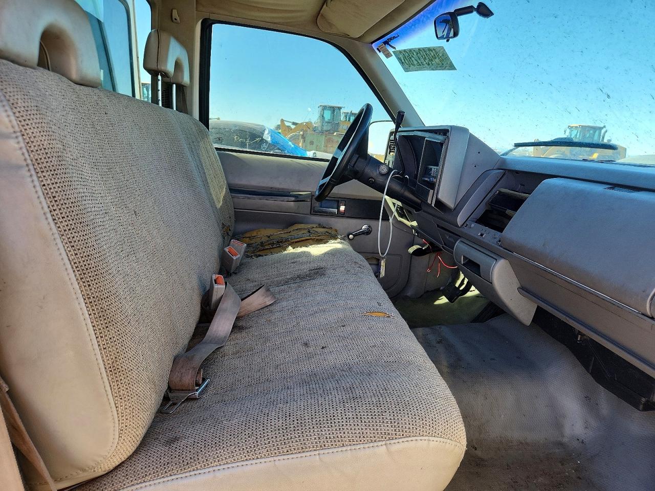 1994 Gmc Sierra C1500 White vin: 1GTEC14HXRE543195