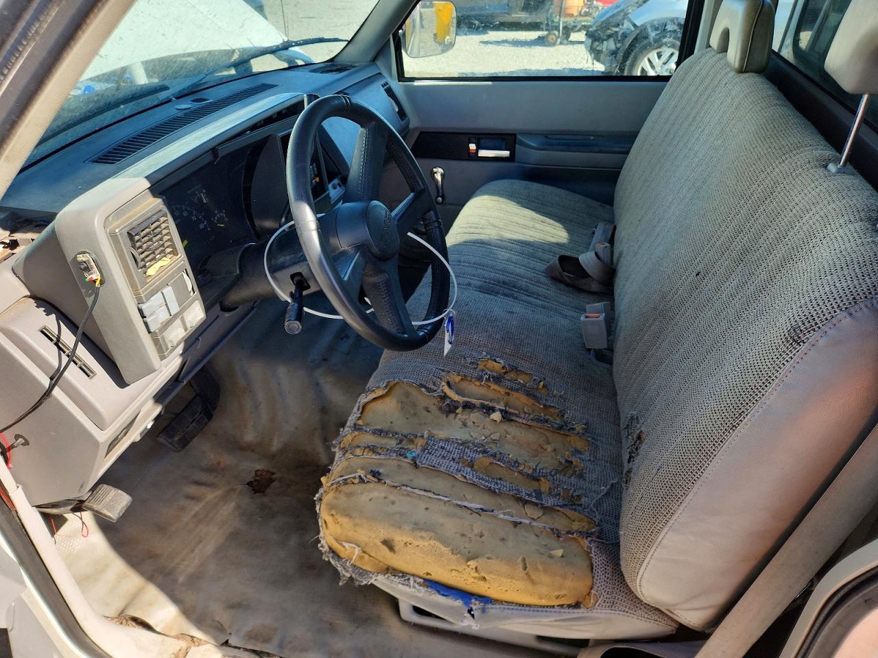 1994 Gmc Sierra C1500 White vin: 1GTEC14HXRE543195