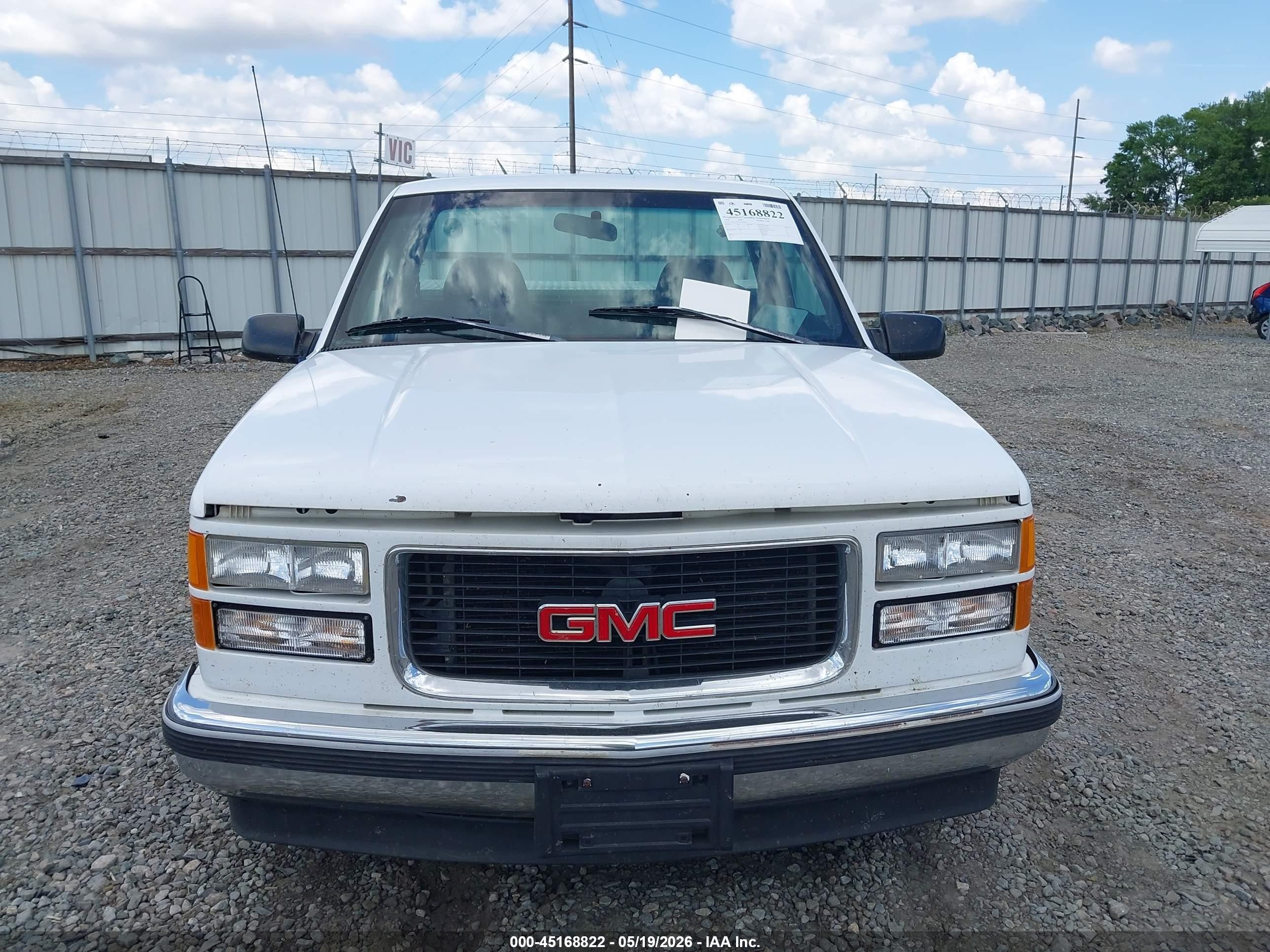 1998 Gmc Sierra 1500 Sl Wideside White vin: 1GTEC14M7WZ529403