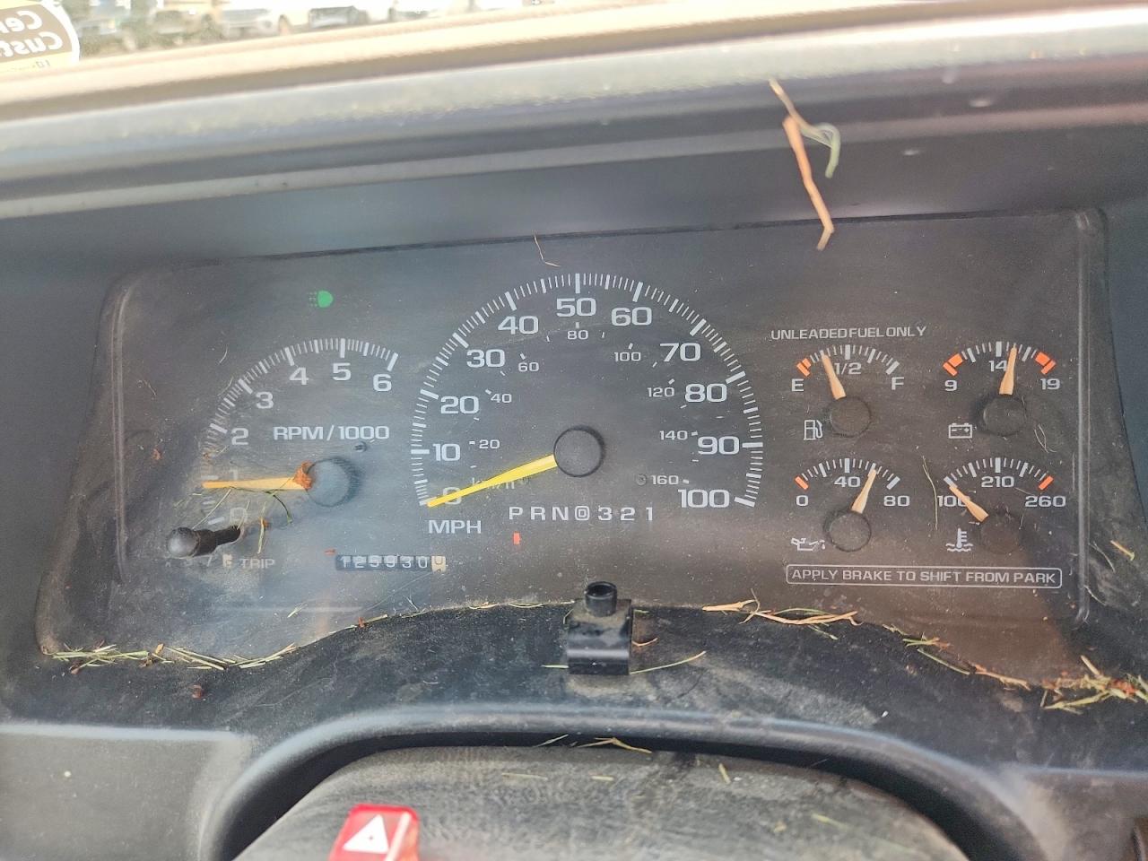 1998 Gmc Sierra C1500 Burgundy vin: 1GTEC14MXWZ507590