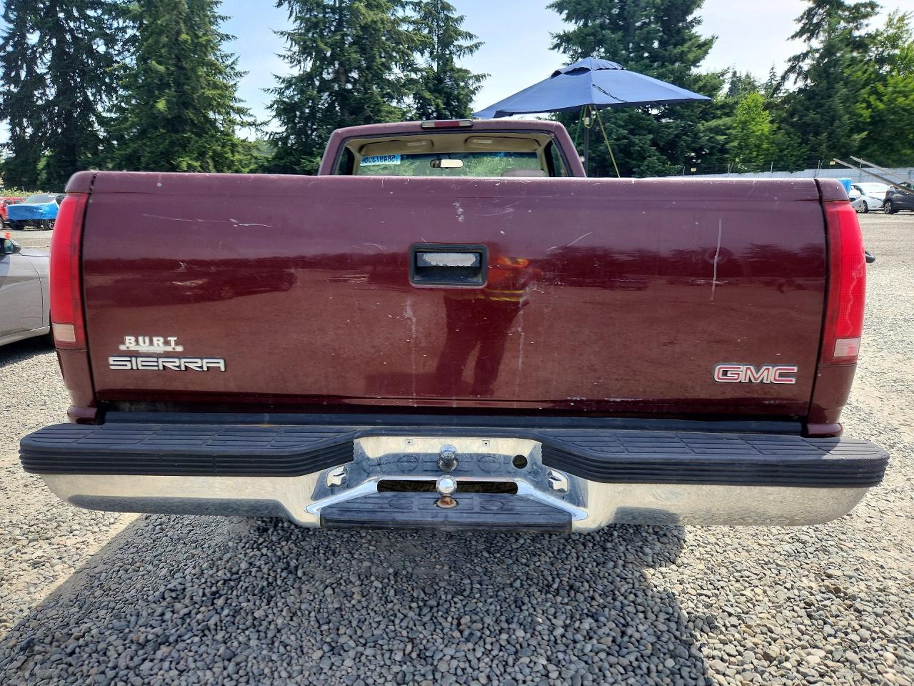 1998 Gmc Sierra C1500 Burgundy vin: 1GTEC14MXWZ507590