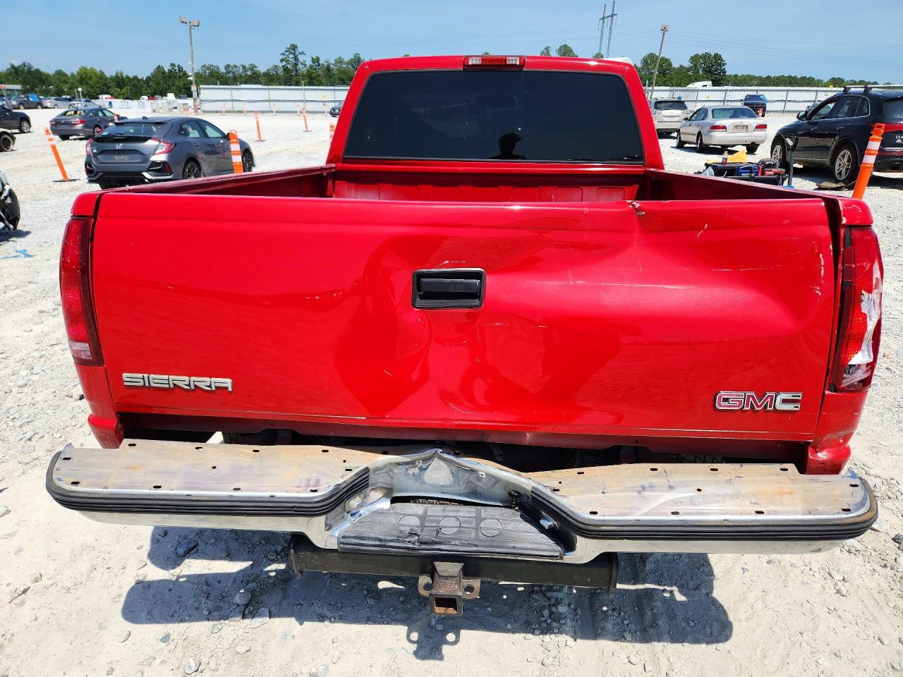 1998 Gmc Sierra C1500 Red vin: 1GTEC14R9WZ522528