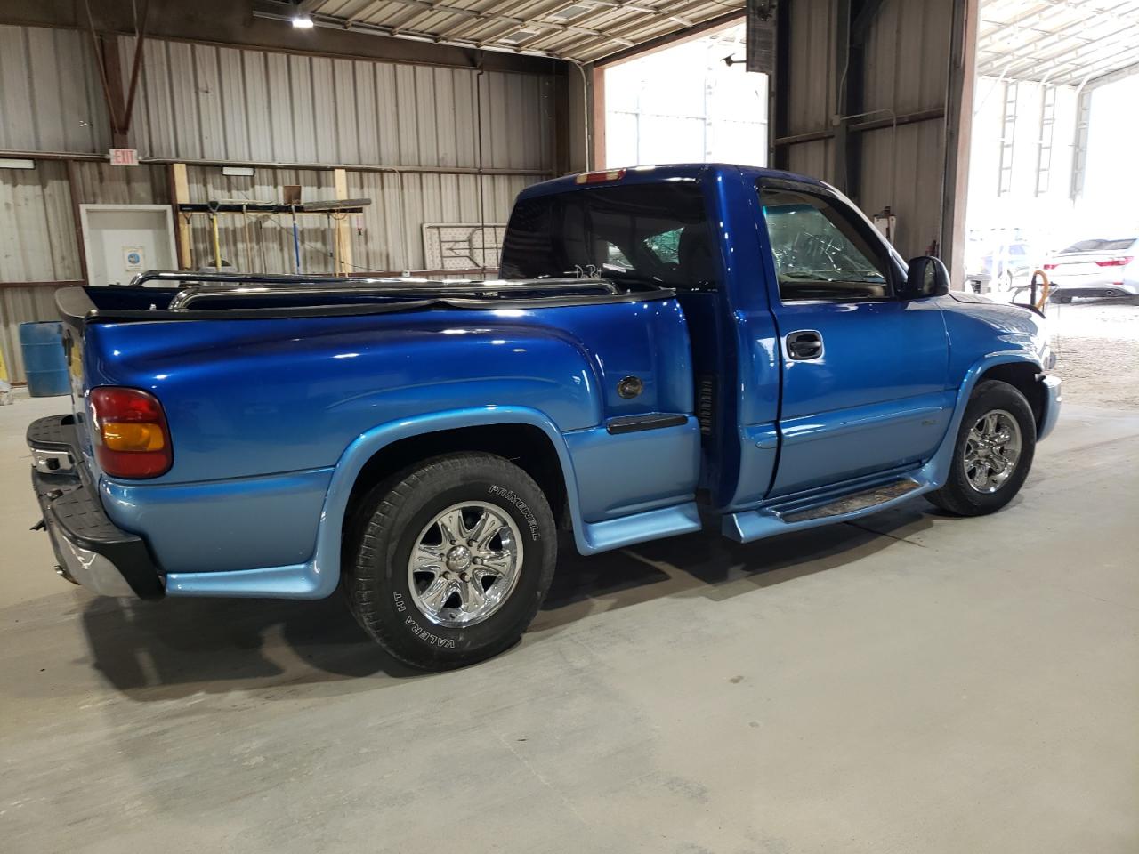 2003 Gmc New Sierra C1500   Blue vin: 1GTEC14T03Z123773