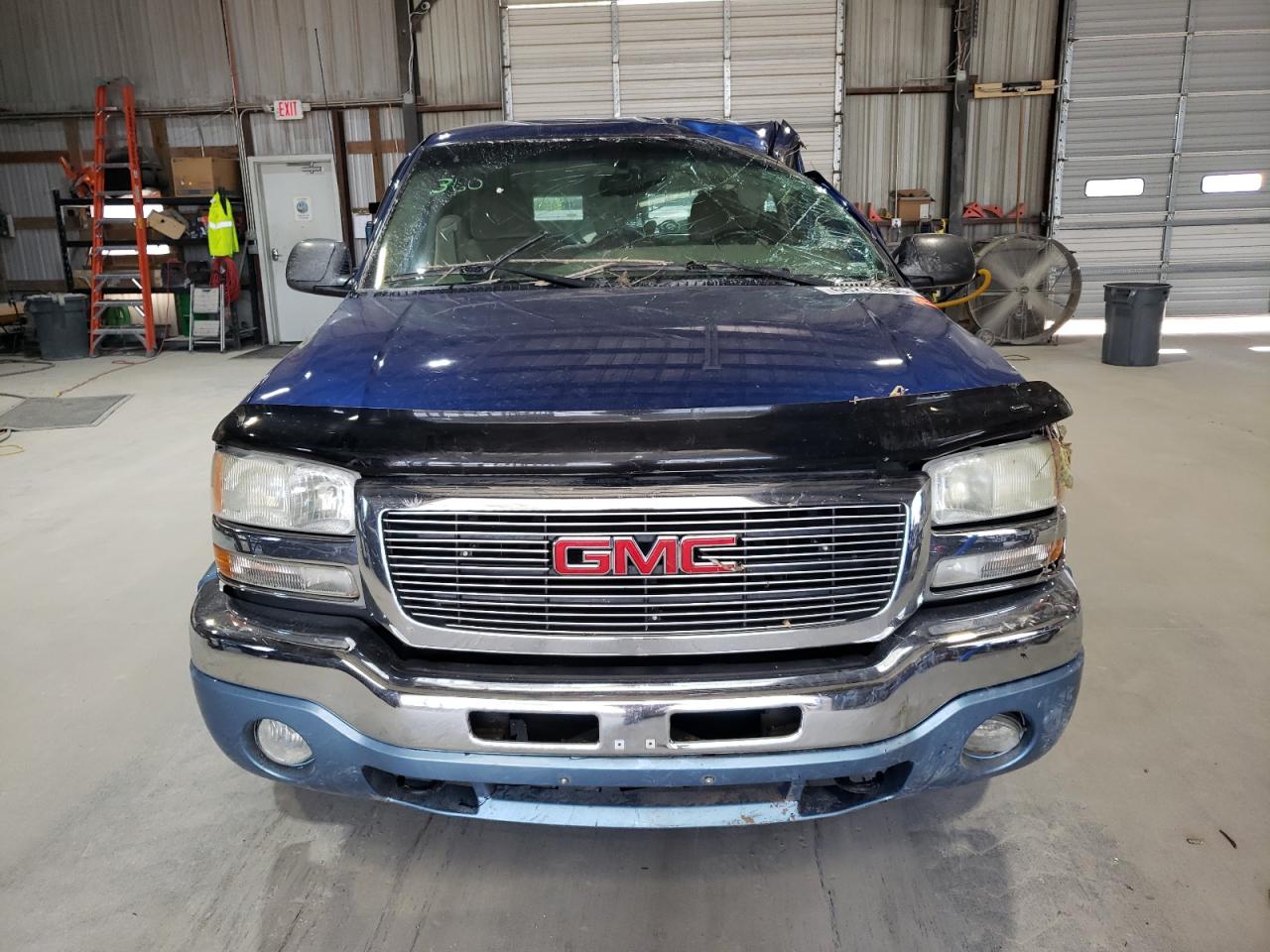 2003 Gmc New Sierra C1500   Blue vin: 1GTEC14T03Z123773