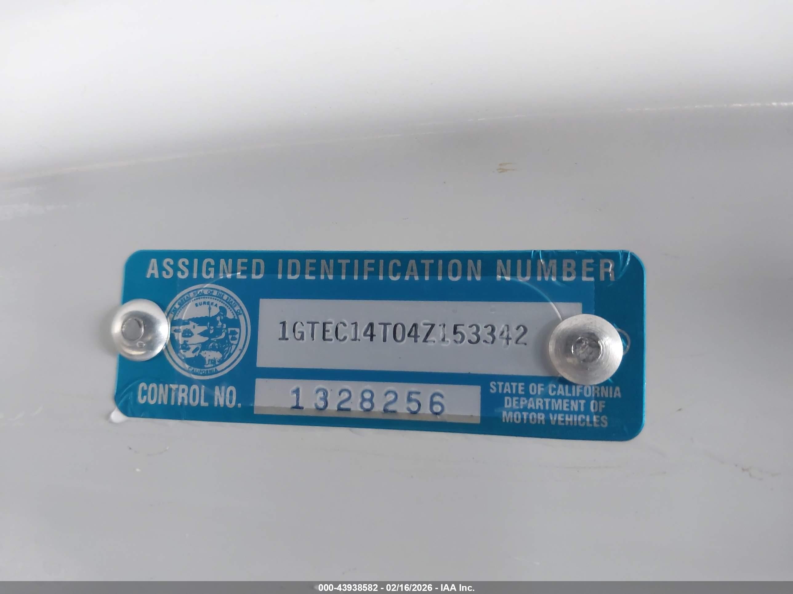 2004 Gmc Sierra 1500 Sle White vin: 1GTEC14T04Z153342