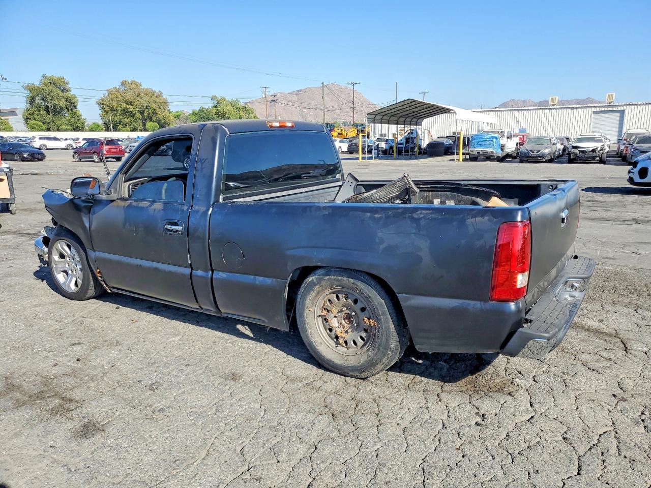 2000 Gmc New Sierra C1500 Black vin: 1GTEC14T3YZ243977