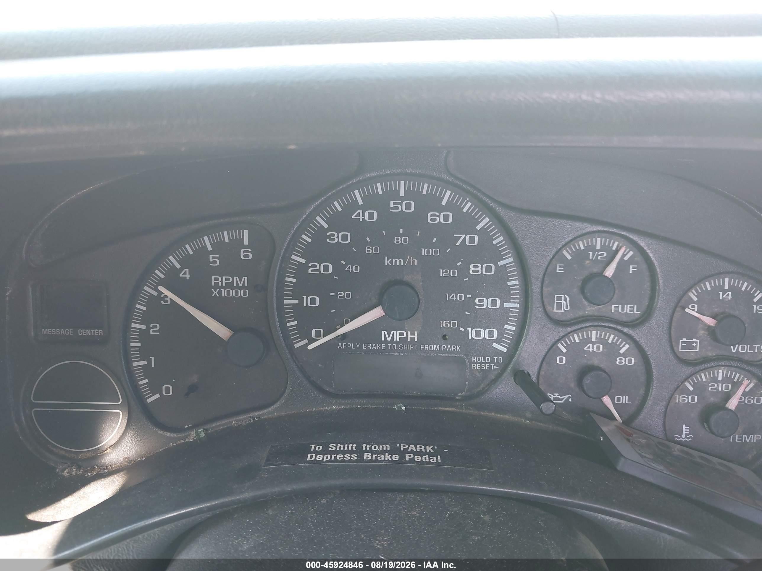 2002 Gmc Sierra 1500 Standard White vin: 1GTEC14V02Z900792