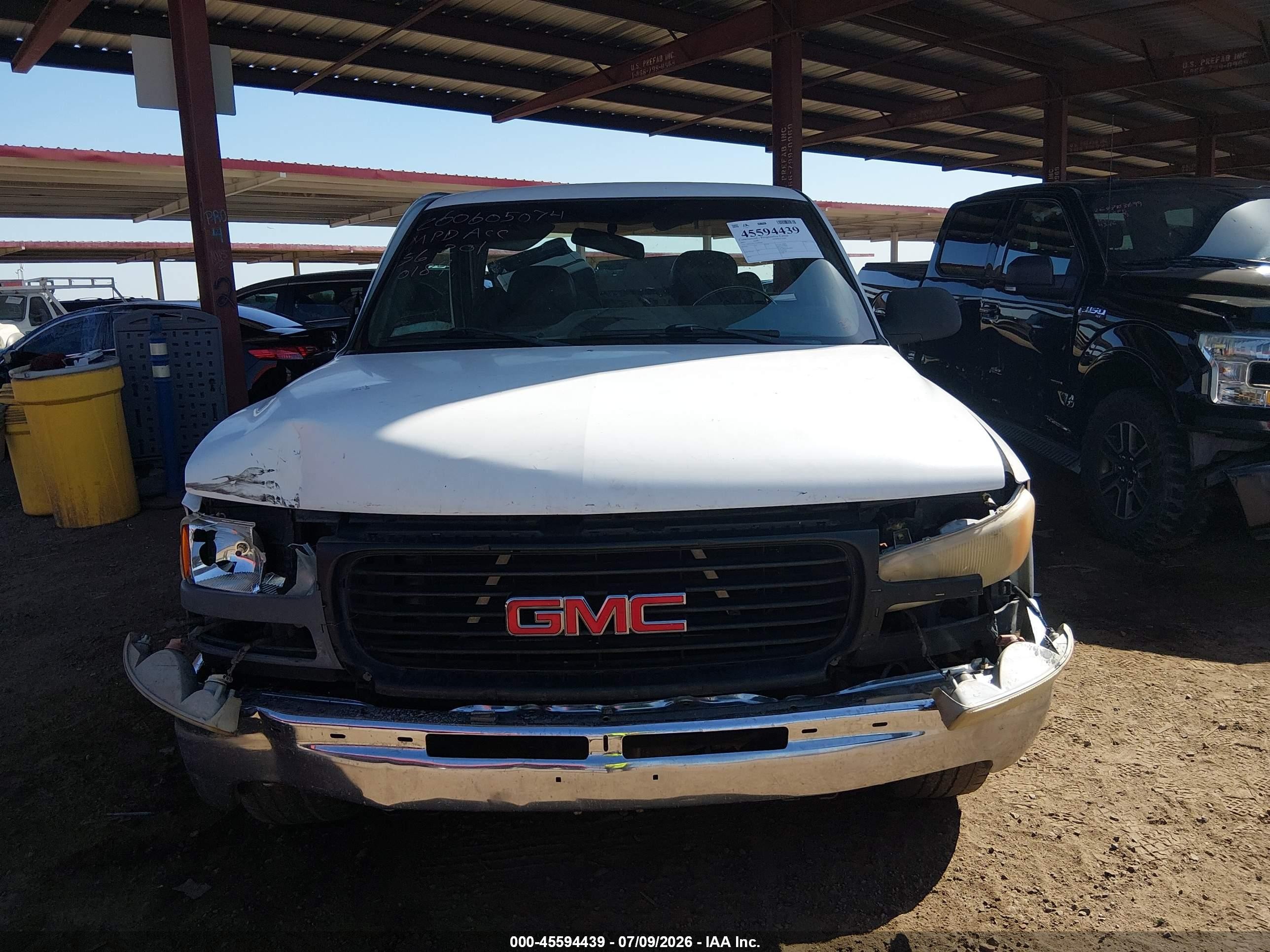 2001 Gmc Sierra 1500 Sl White vin: 1GTEC14V21E900184