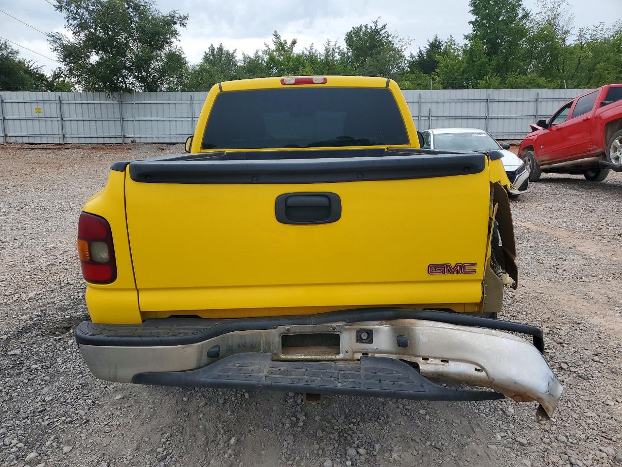 2002 Gmc New Sierra C1500 Yellow vin: 1GTEC14V22Z298008