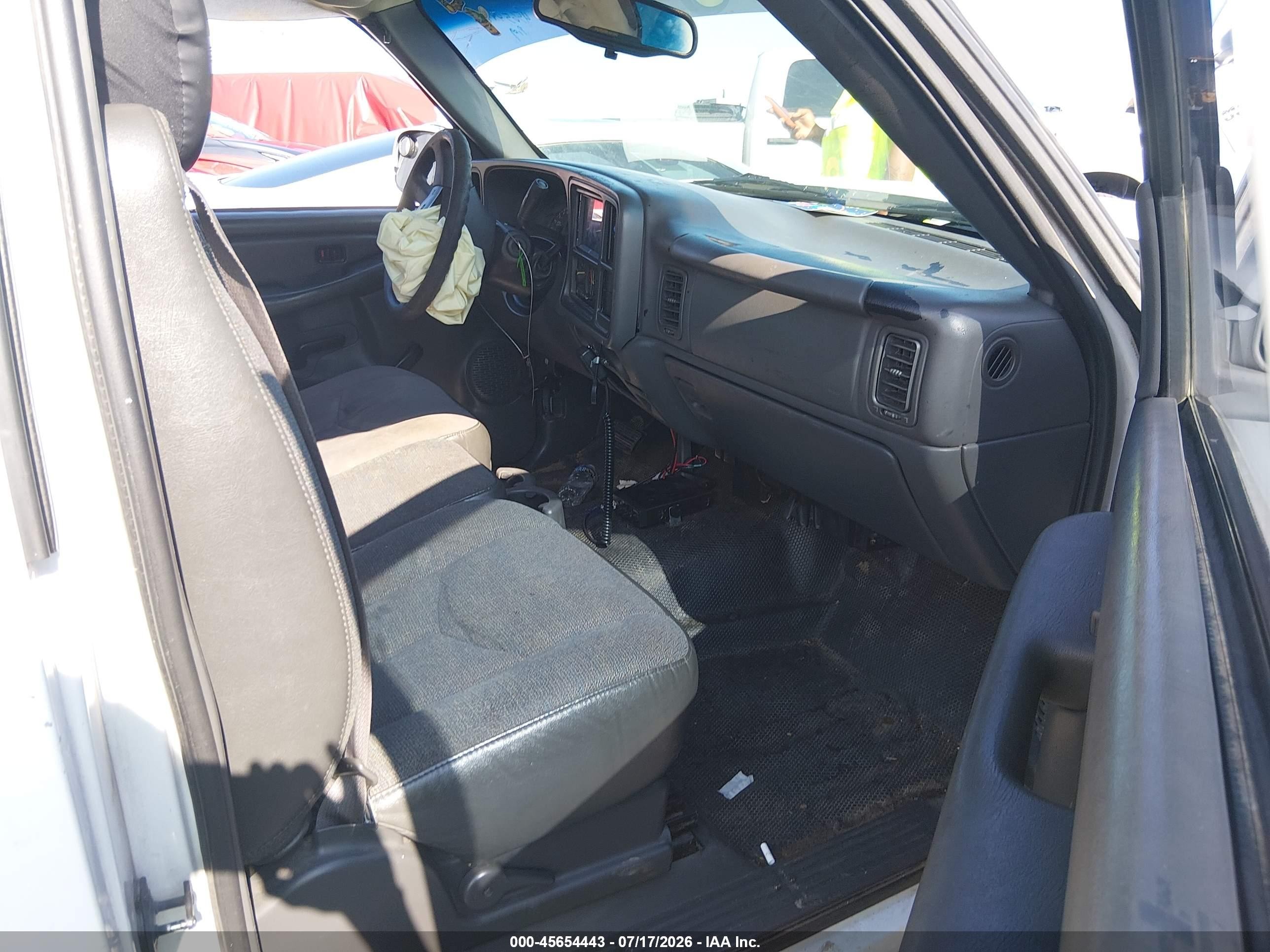 2003 Gmc Sierra 1500 Work Truck White vin: 1GTEC14V23Z900276