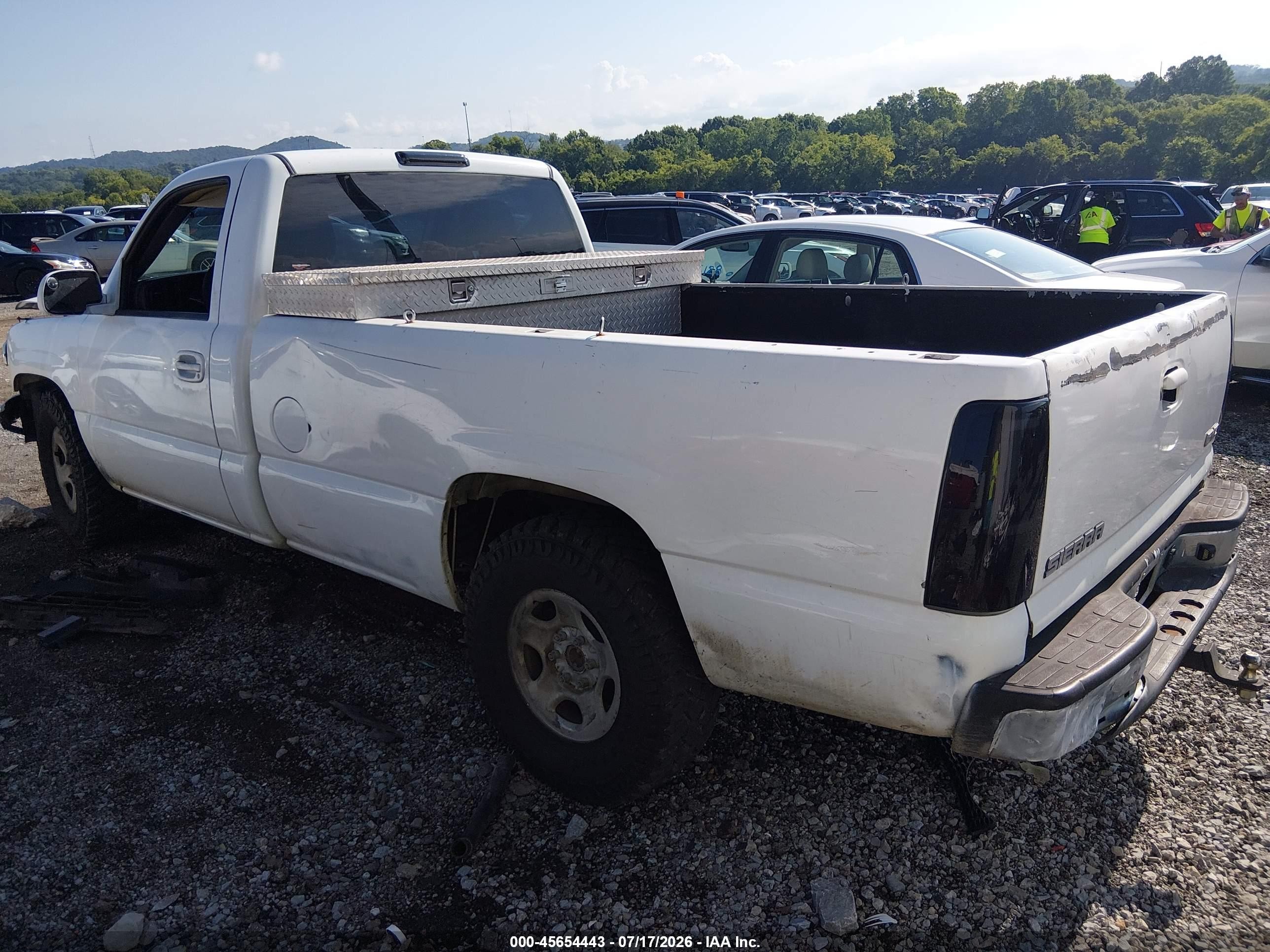 2003 Gmc Sierra 1500 Work Truck White vin: 1GTEC14V23Z900276