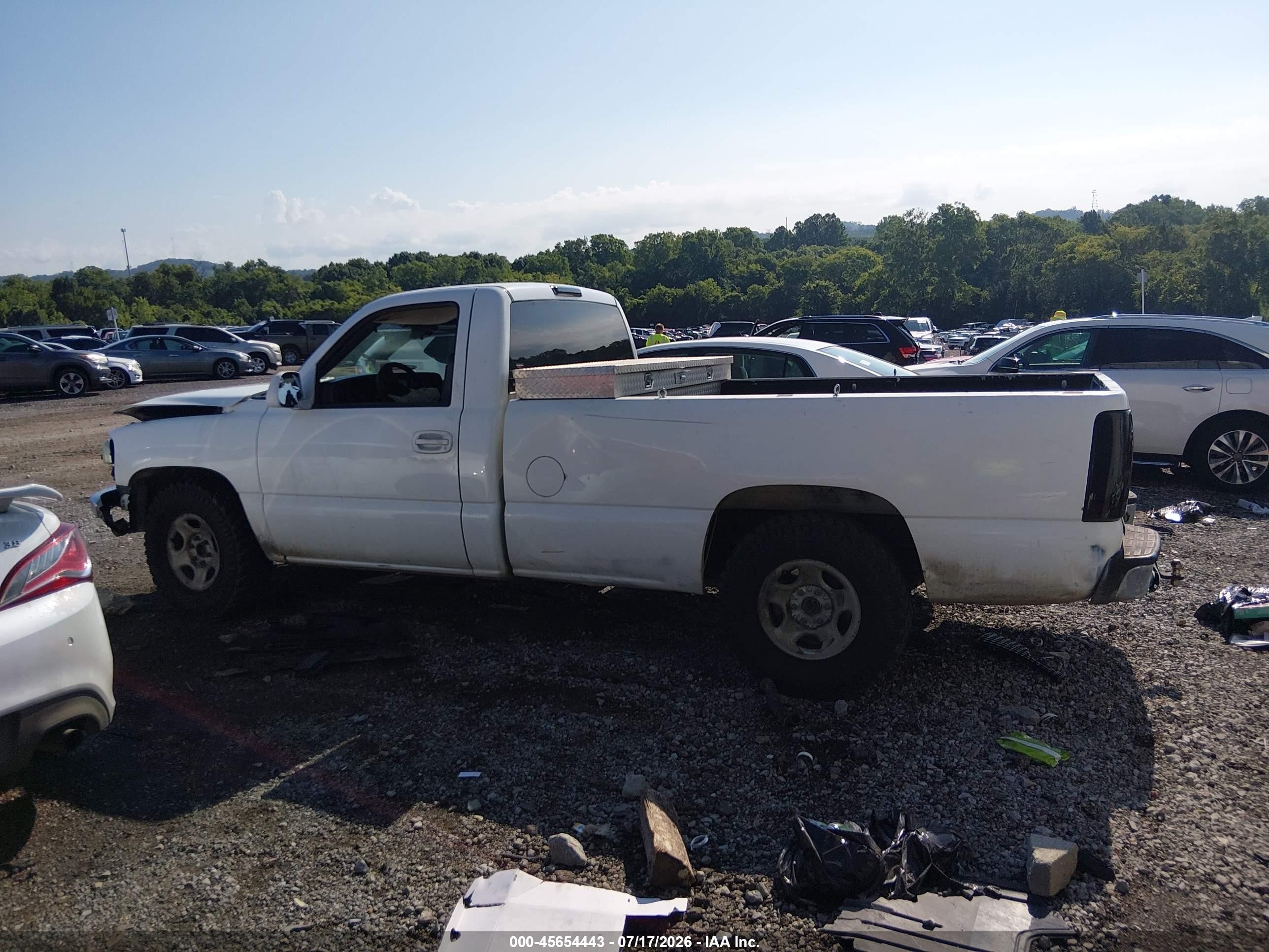 2003 Gmc Sierra 1500 Work Truck White vin: 1GTEC14V23Z900276