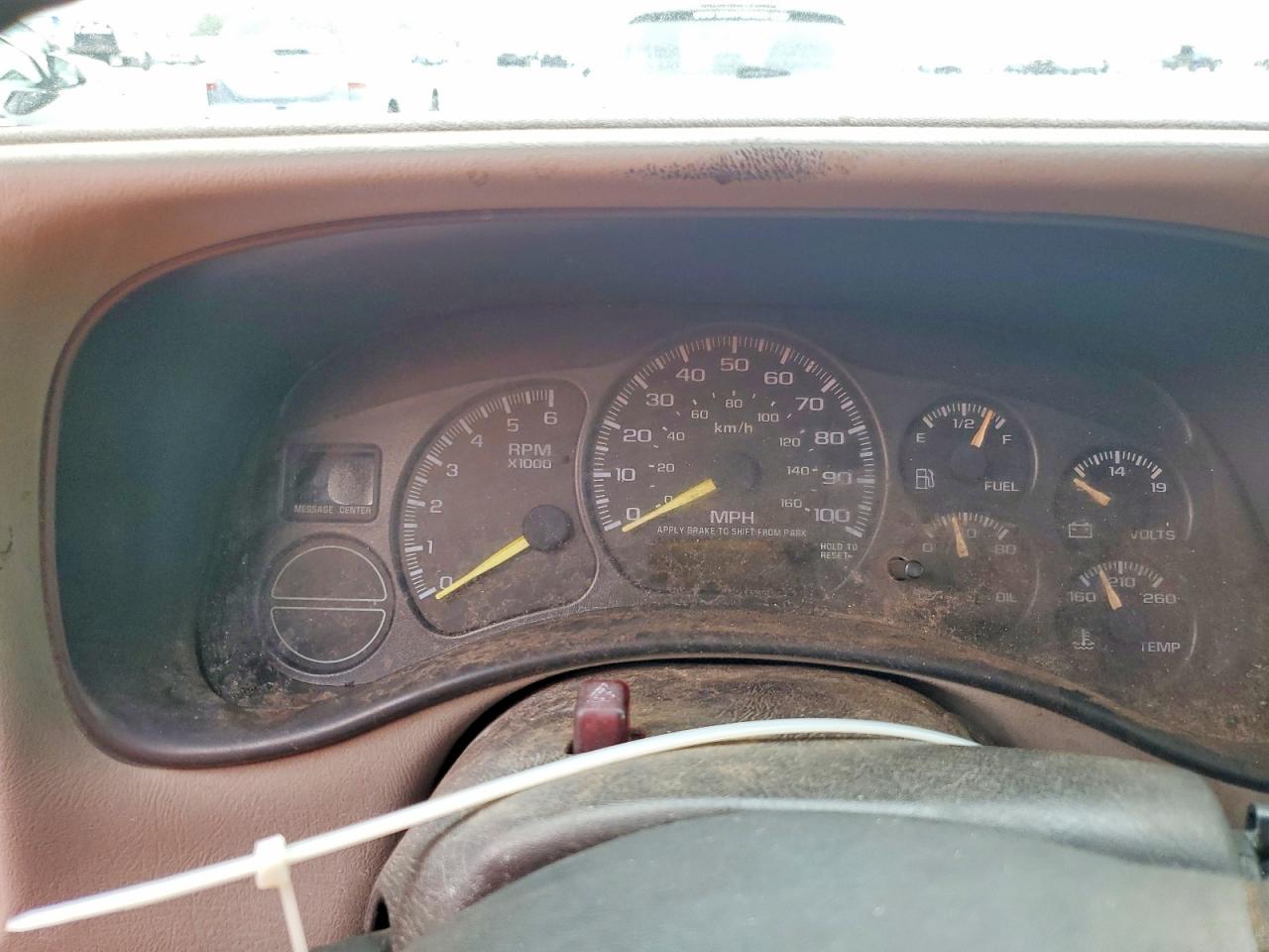 1999 Gmc New Sierra C1500 Серый vin: 1GTEC14V2XZ512471