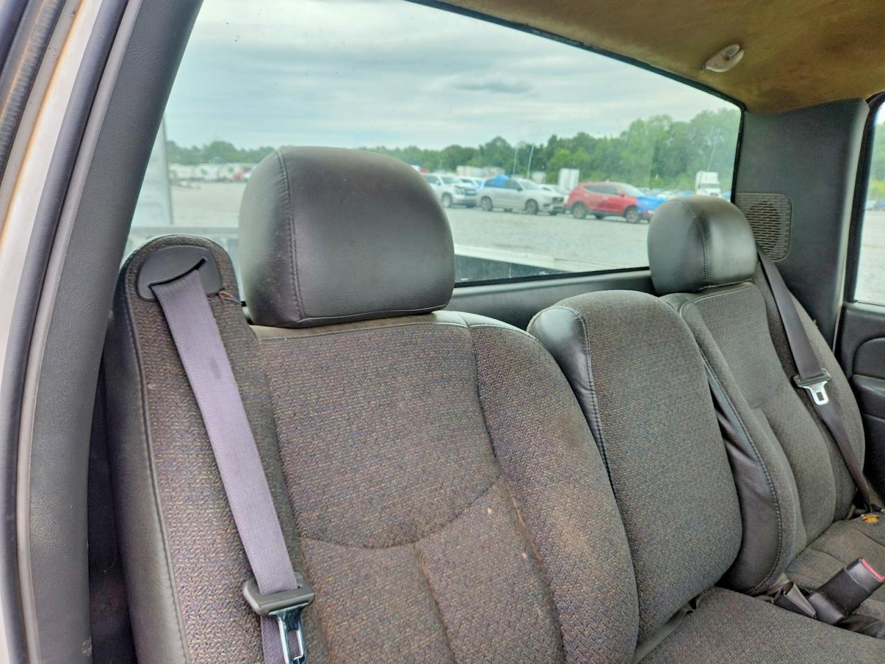 2004 Gmc New Sierra C1500 White vin: 1GTEC14V54Z244687