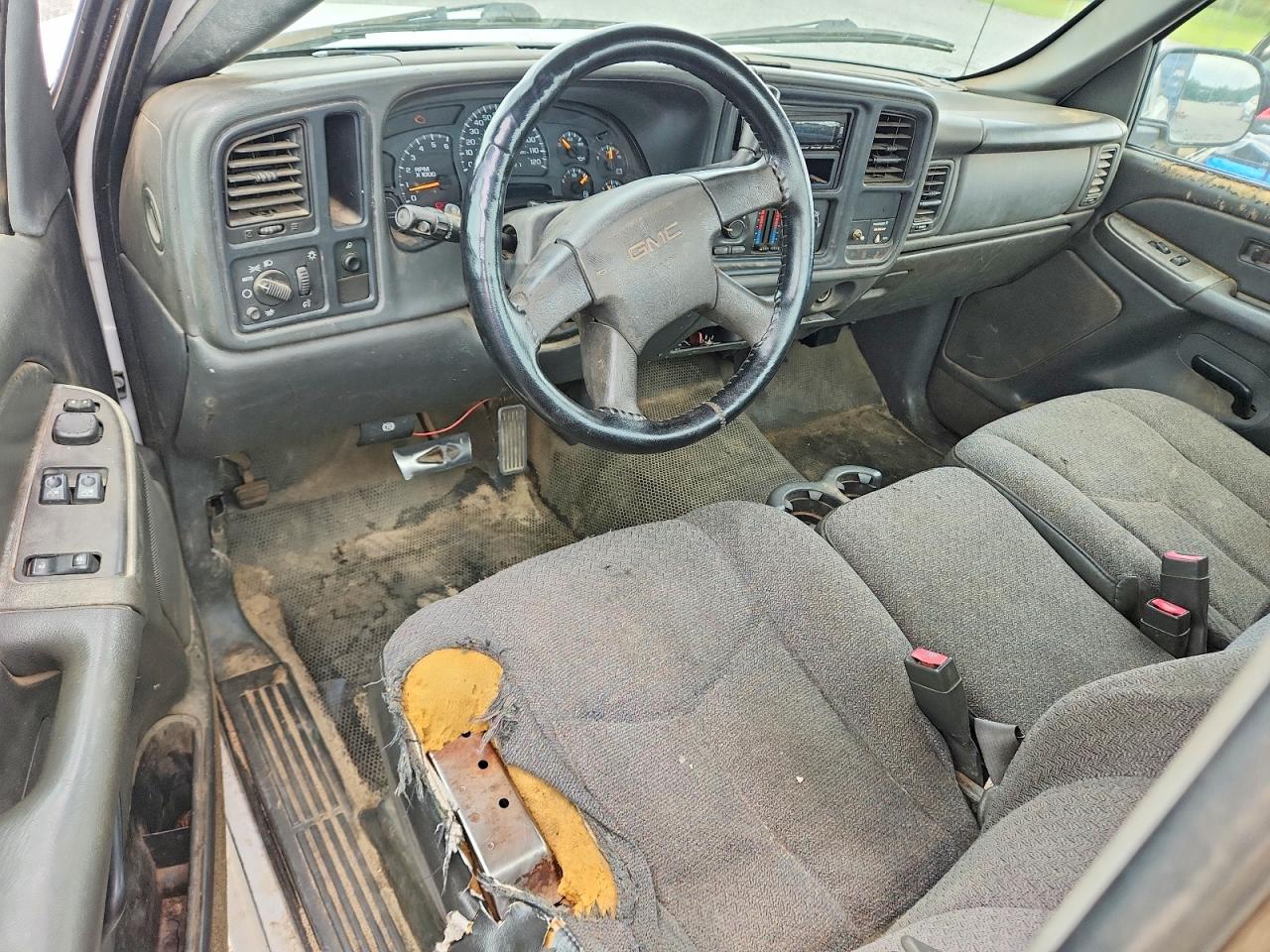 2004 Gmc New Sierra C1500 White vin: 1GTEC14V54Z244687